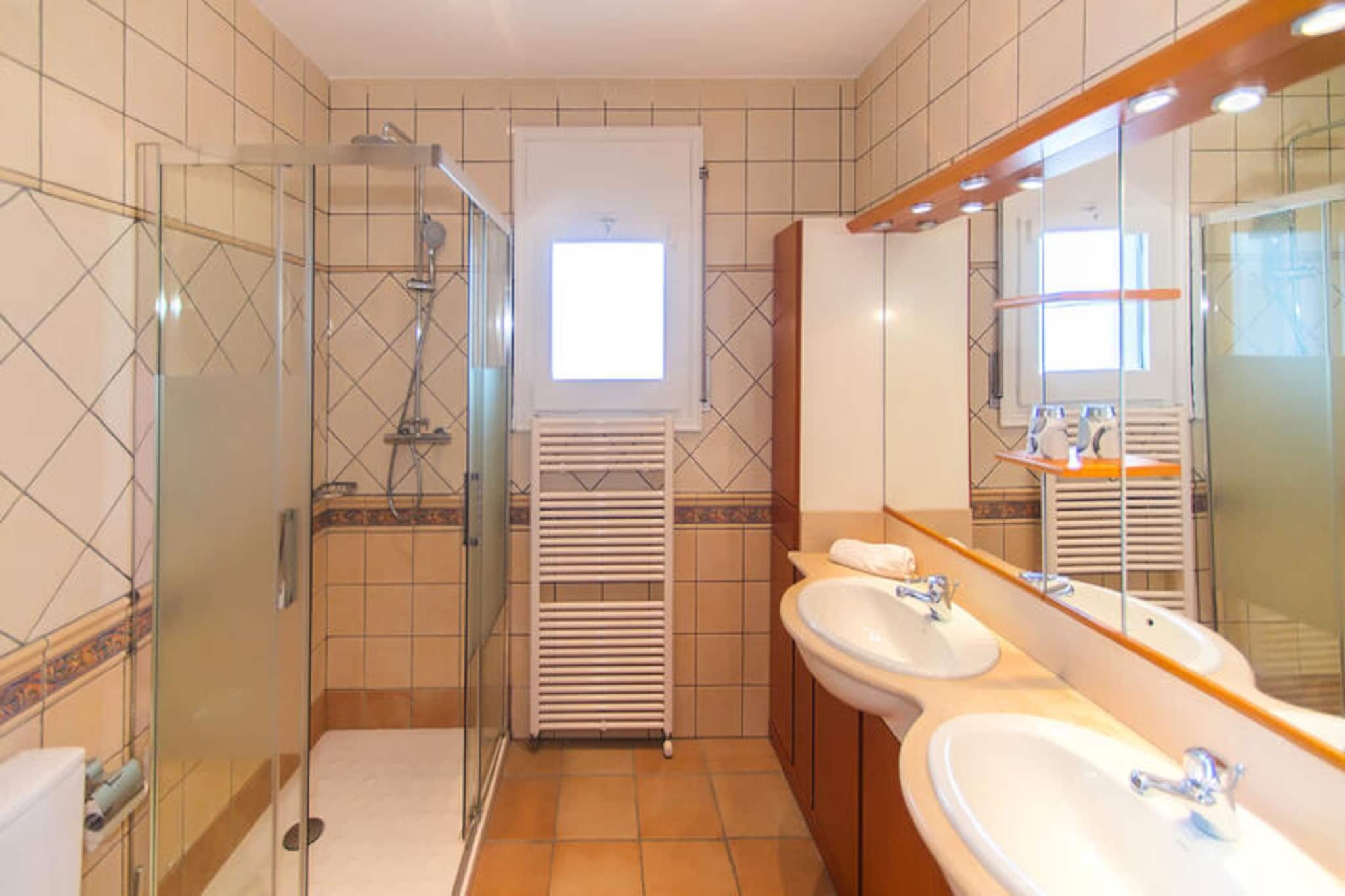 Maison à Roses-Non tagué