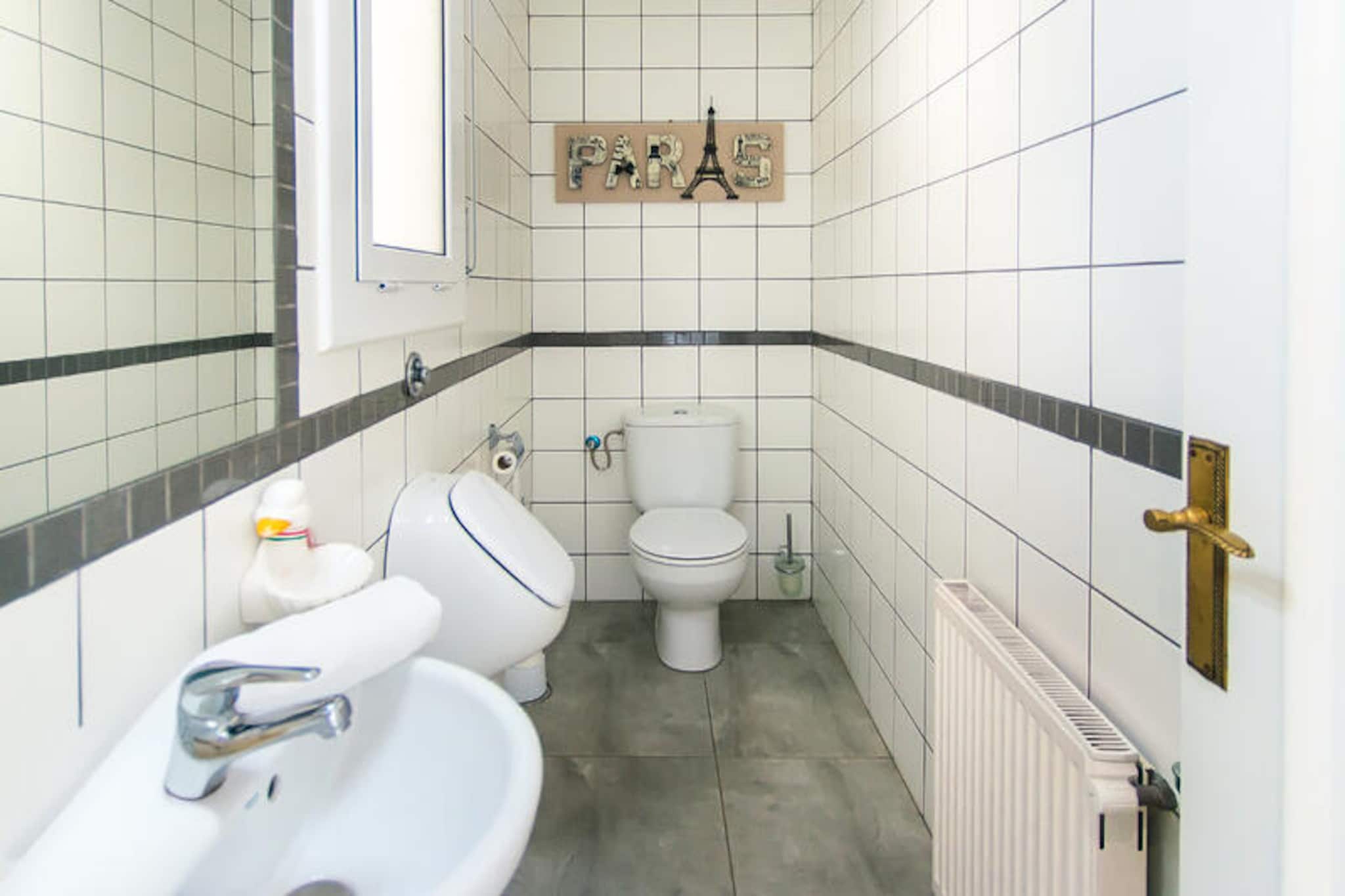 Maison à Roses-Non tagué