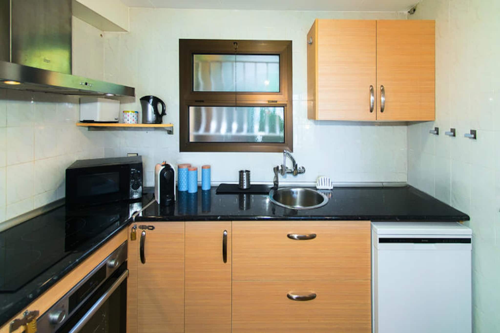 Appartements à Roses-Untagged