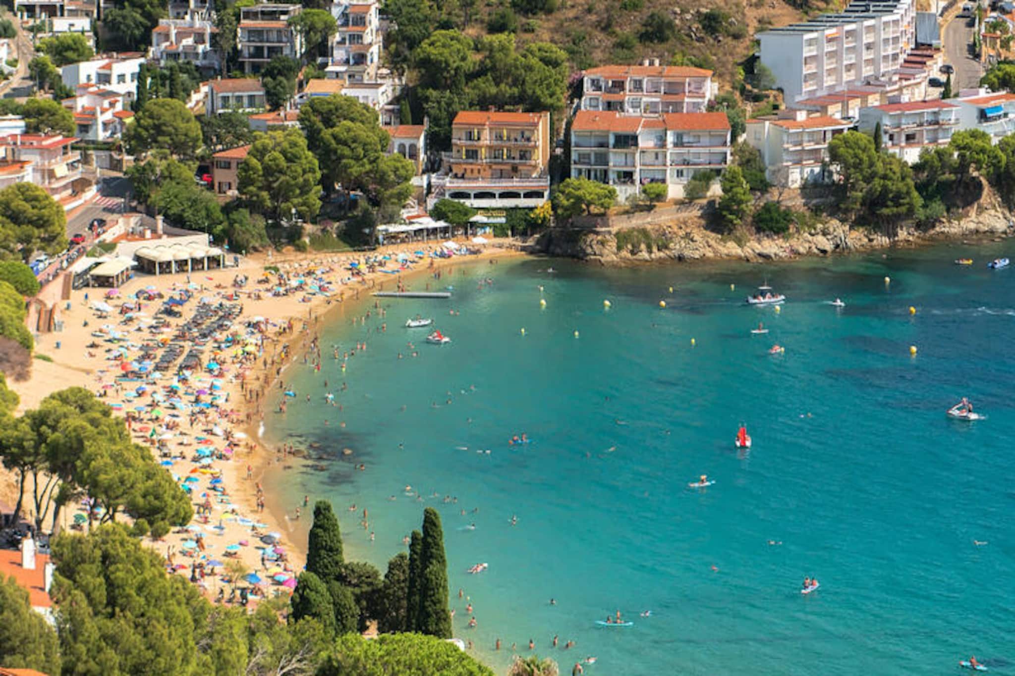 Appartements à Roses-Untagged