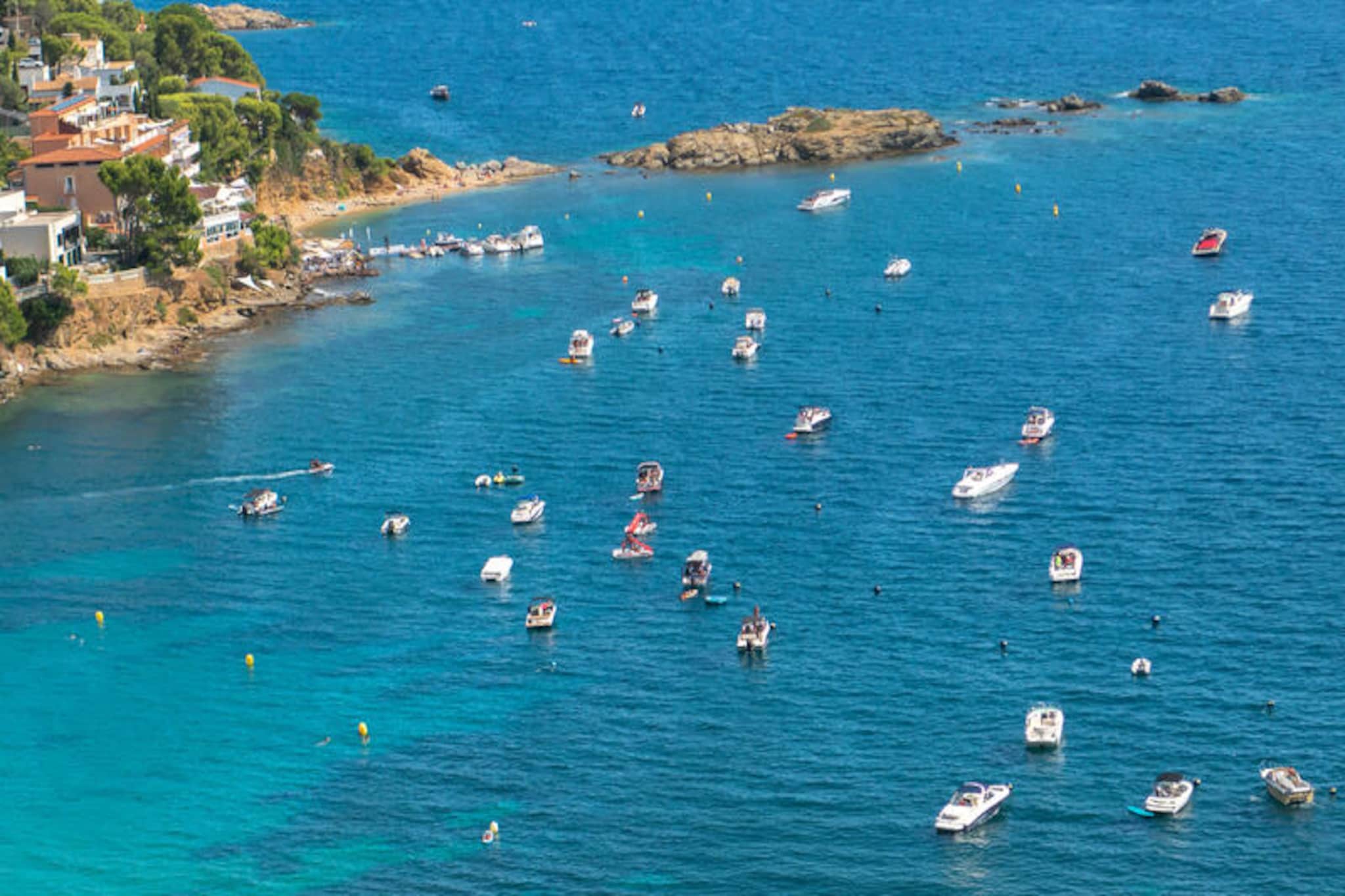 Appartements à Roses-Untagged