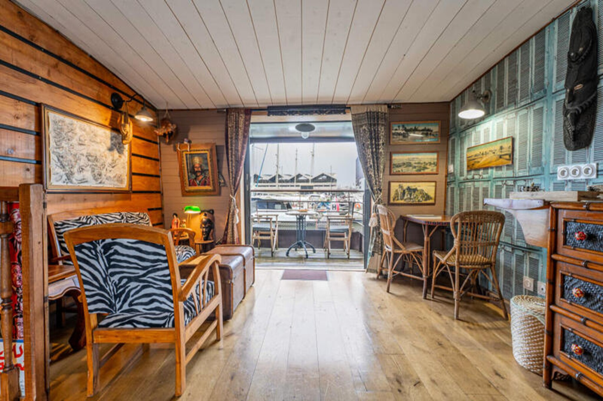 Holiday Home in Bordeaux by the Harbor