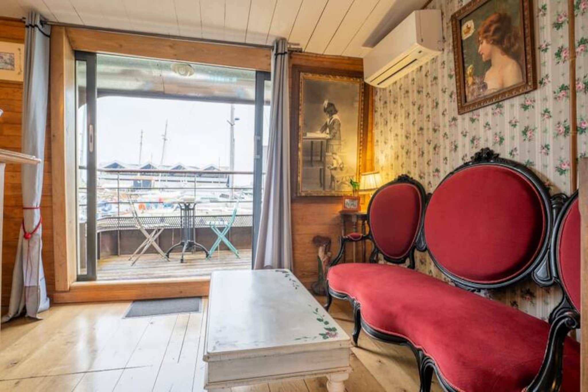 Step aboard the Petite Annick, a beautifully transformed barge offering a unique stay in the heart of Bordeaux's vibrant Bassins à Flots district. Once a hardworking vessel transporting gravel for over 30 years, this charming barge has been lovingly converted into a serene retreat, blending authentic nautical character with modern comforts. Here, the gentle rhythm of the water and the peaceful surroundings create an atmosphere of pure relaxation. Whether you're sipping coffee on your private balcony or gazing at the tranquil quay, every moment feels like an escape from the ordinary.
Inside, the Petite Annick offers a cozy and thoughtfully designed suite. You'll find all the essentials for a comfortable stay, including coffee, tea, milk, butter, jam, rusks, biscuits, fruit juice, and bottled water. The suite is a harmonious mix of rustic charm and contemporary amenities, ensuring a memorable and restful experience. The enhanced cleaning and disinfection protocols provide added peace of mind, making this a safe and welcoming haven for travelers.
The location is ideal for exploring Bordeaux. The Bassins à Flots district is a dynamic area undergoing exciting development, with excellent public transport options just a short walk away. Trams, buses, bicycles, and even the Batcub river shuttle connect you effortlessly to the city's highlights. Free parking is available directly in front of the barge, adding to the convenience of your stay.
As your host, I am passionate about Bordeaux and eager to share insider tips on the best places to visit, dine, and explore. Whether you're here to immerse yourself in the city's rich history, indulge in its world-renowned wine culture, or simply unwind by the water, the Petite Annick offers a truly unforgettable experience. Let this floating paradise be your home away from home in Bordeaux.