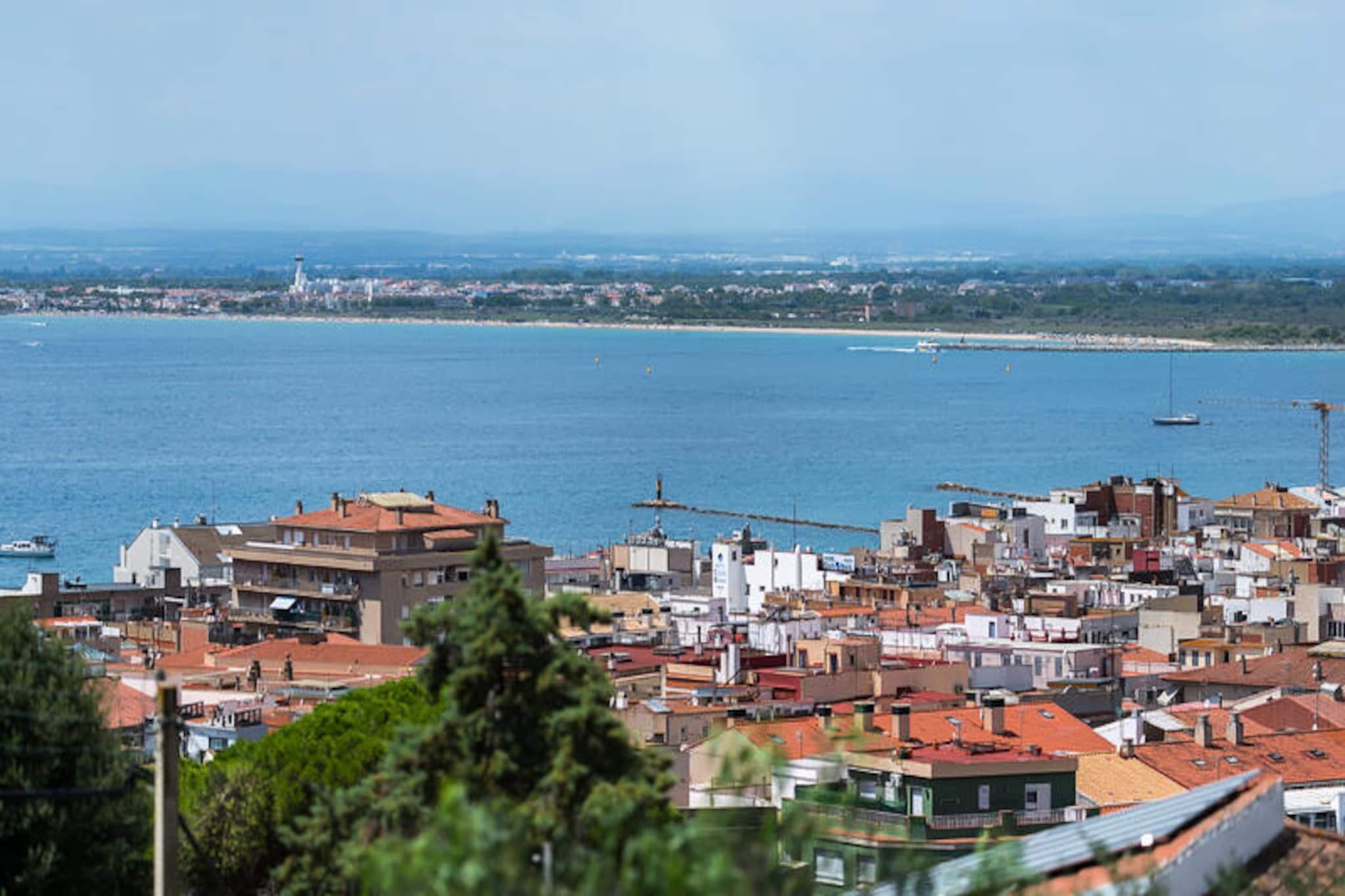 Maison à Roses-Niet-getagd