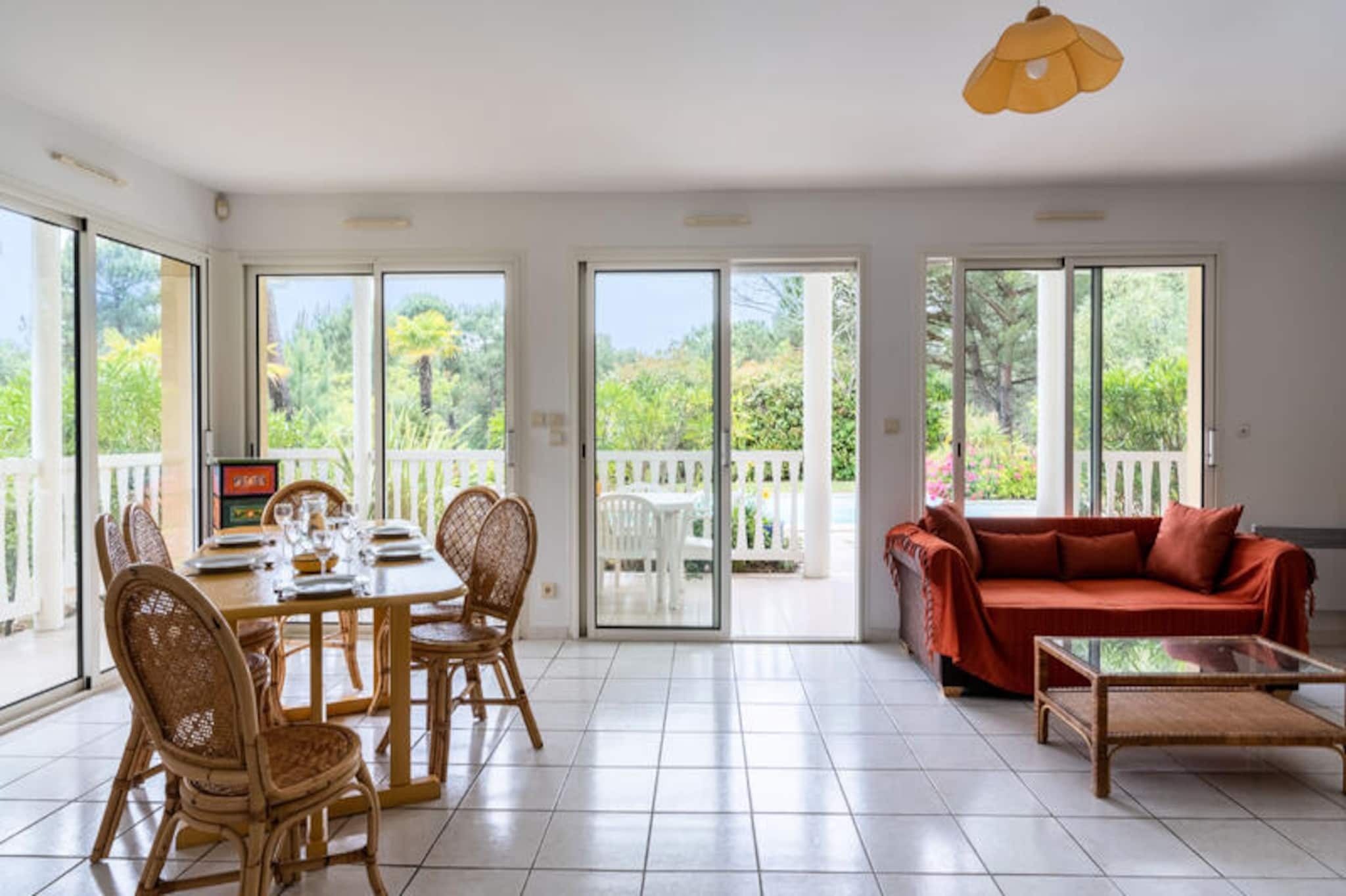 Maison à Lacanau-Niet-getagd