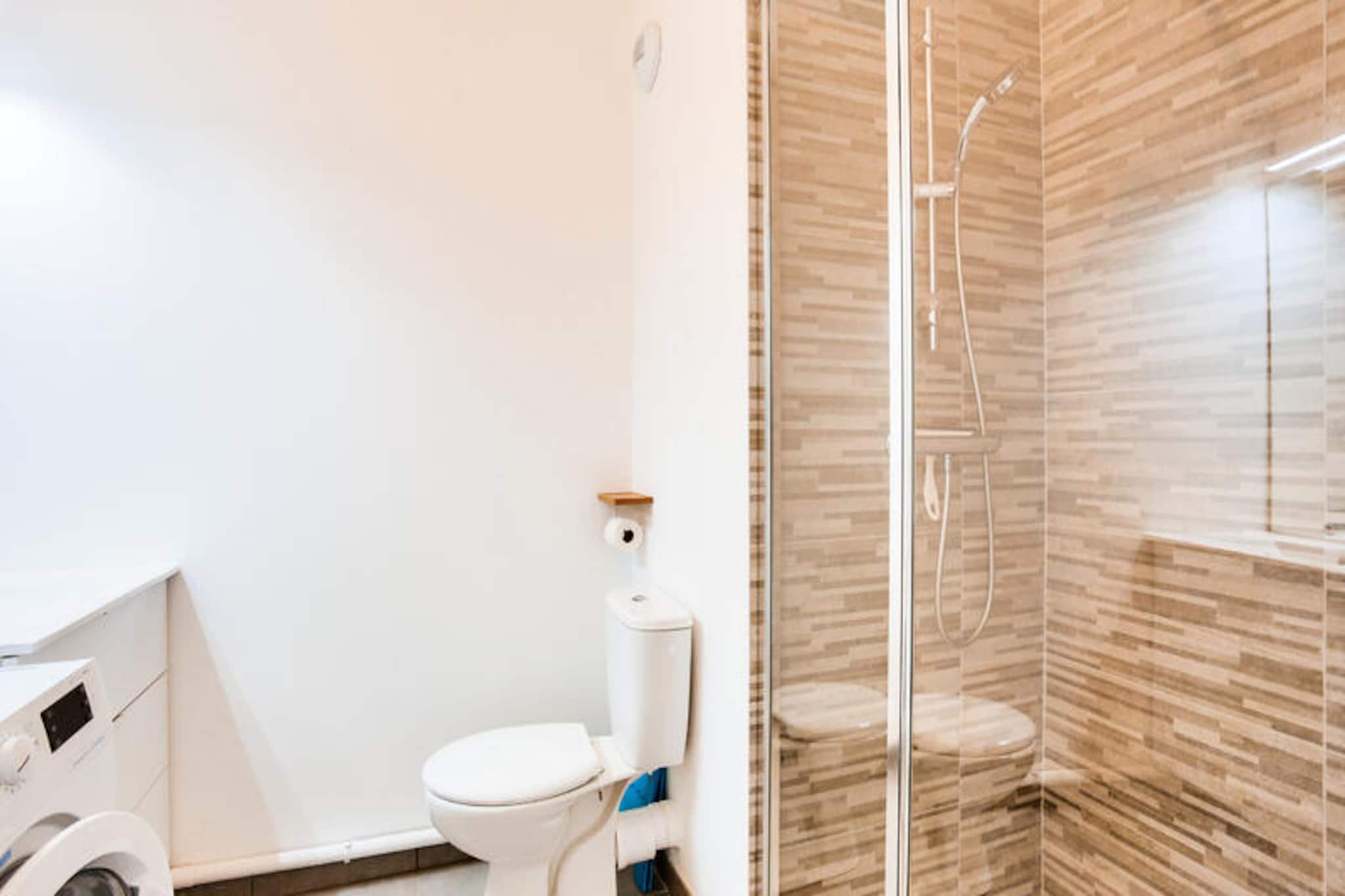 Studio à Dinard-Non tagué