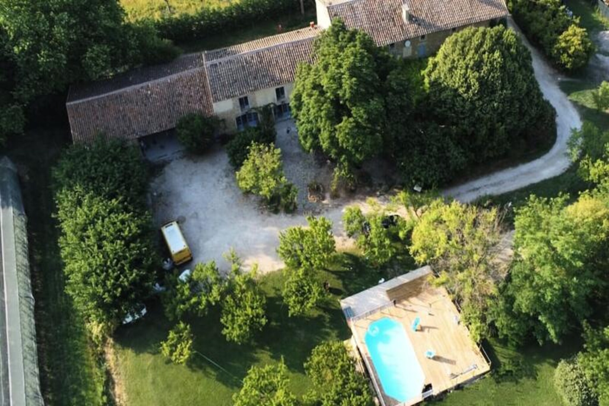 Farmhouse in Provence with Pool & Jacuzzi