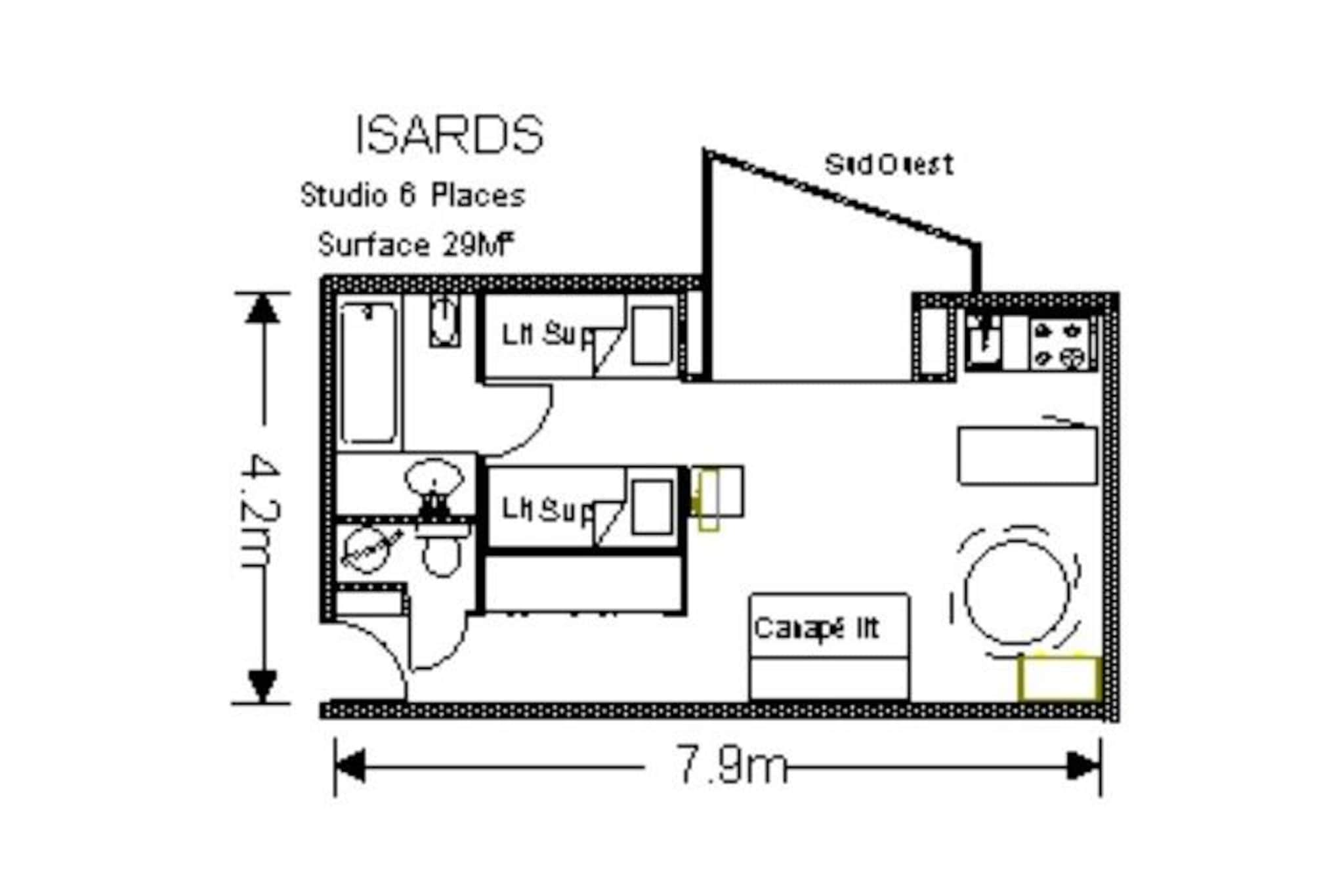 Apartment in Les Isards near Ski Slopes