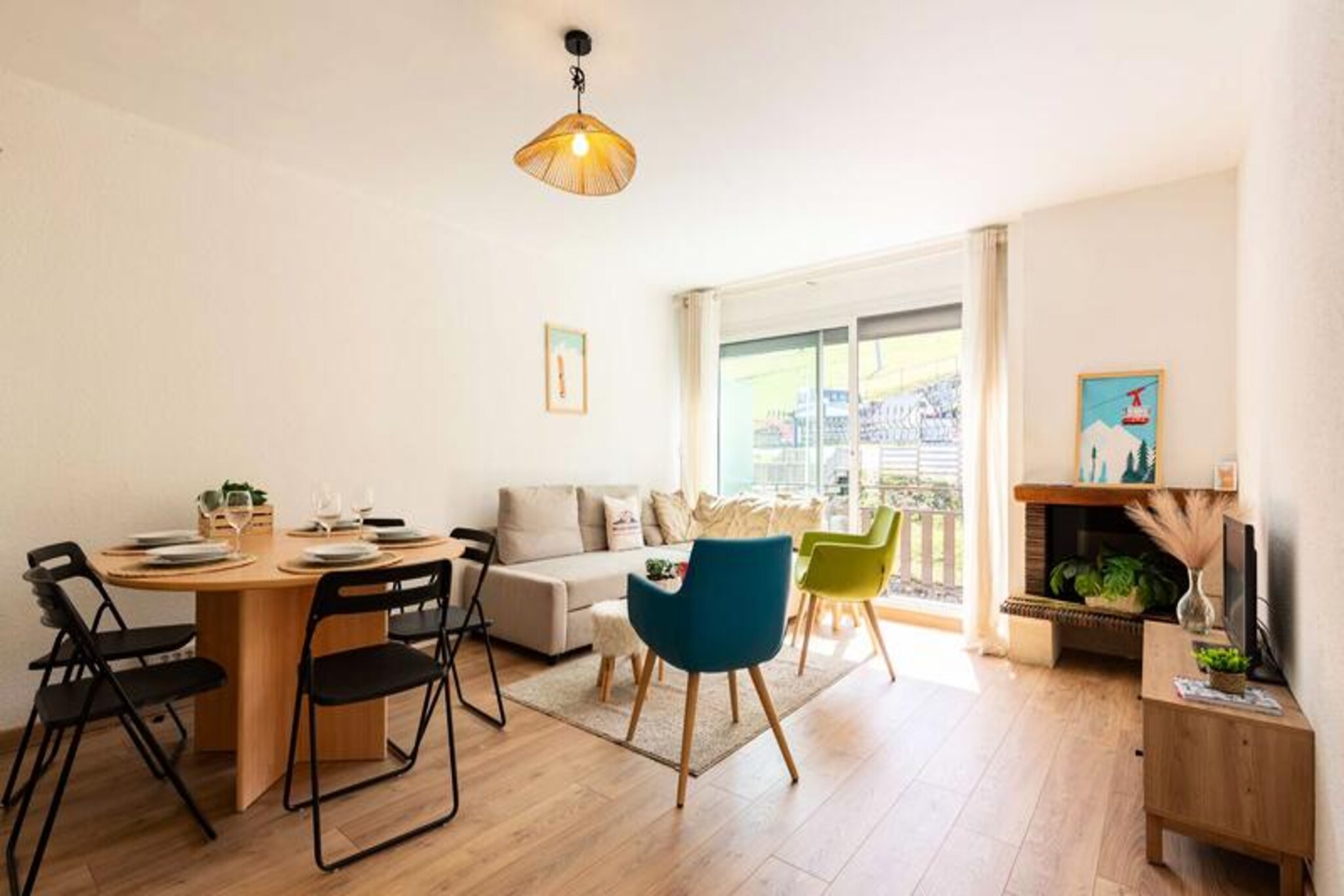 Apartment in Pla d'Adet near Ski Lifts