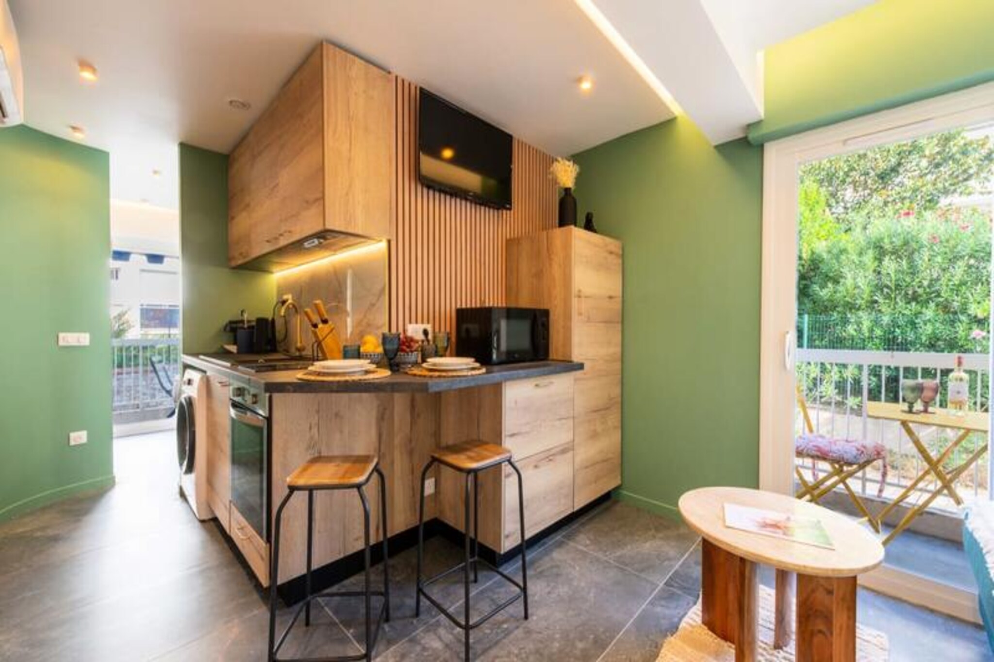 Apartment in Cannes near Gazagnaire Beach