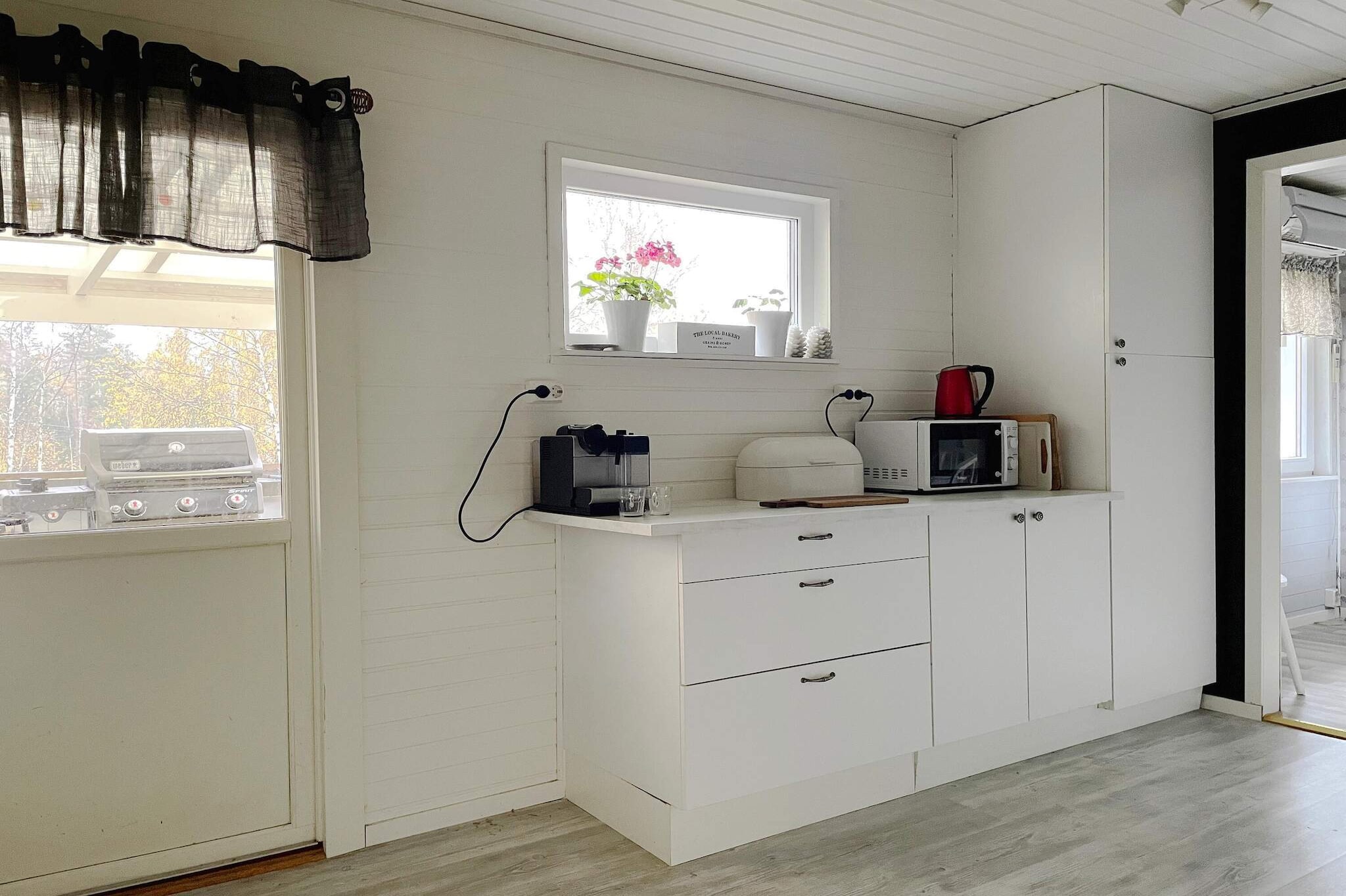 Gezellig toevluchtsoord in het bos met bubbelbad-Binnen