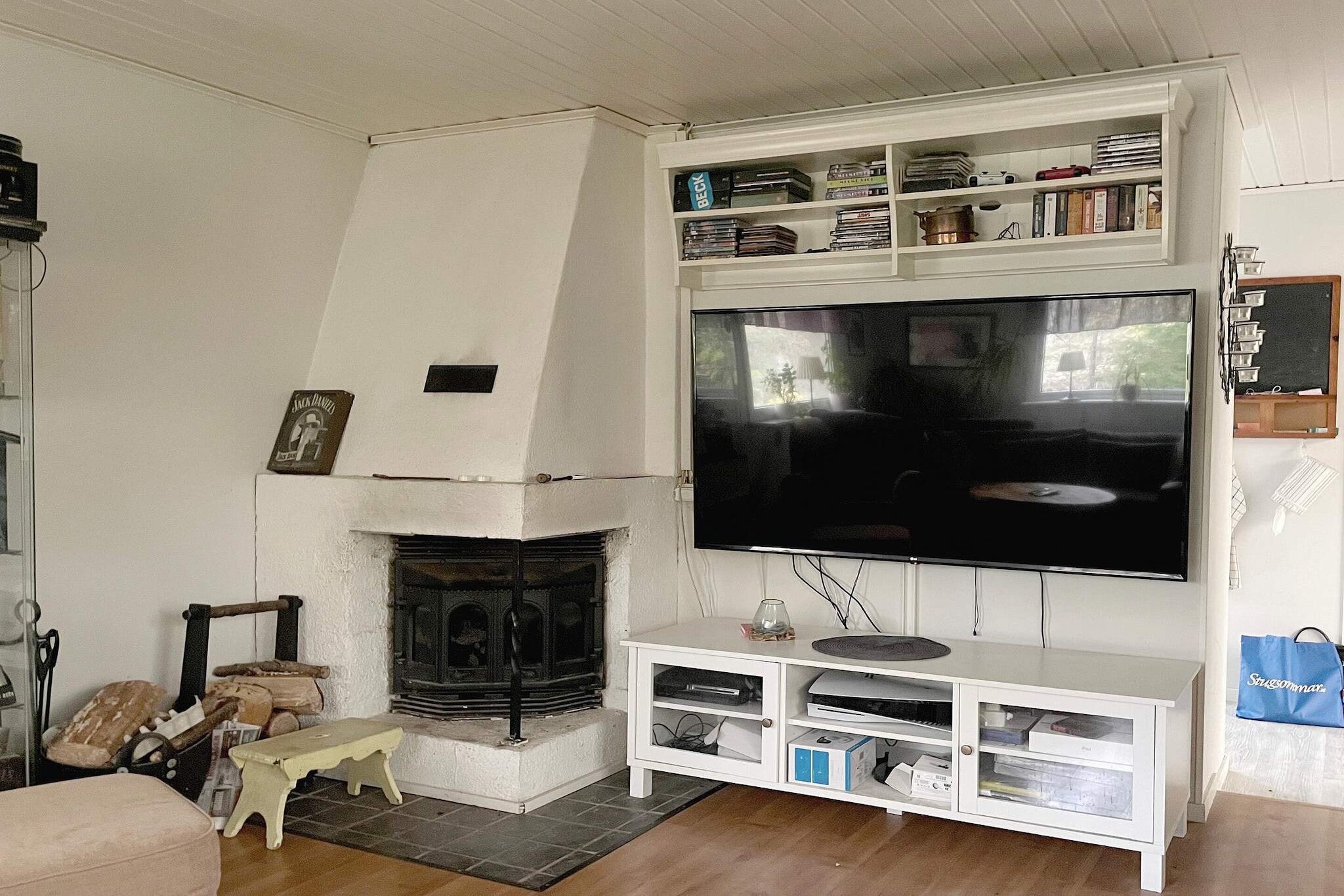 Gezellig toevluchtsoord in het bos met bubbelbad-Binnen