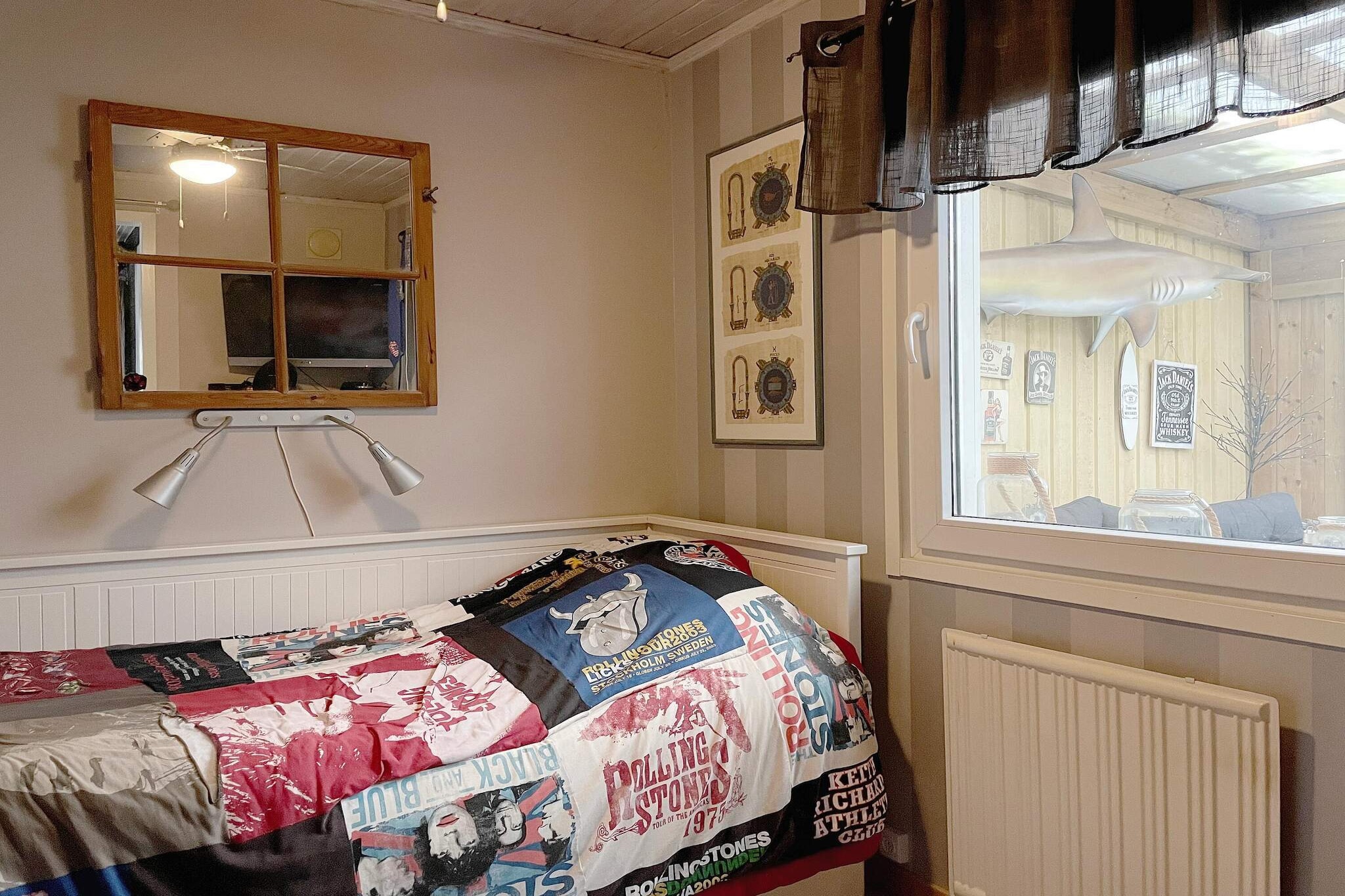 Gezellig toevluchtsoord in het bos met bubbelbad-Binnen