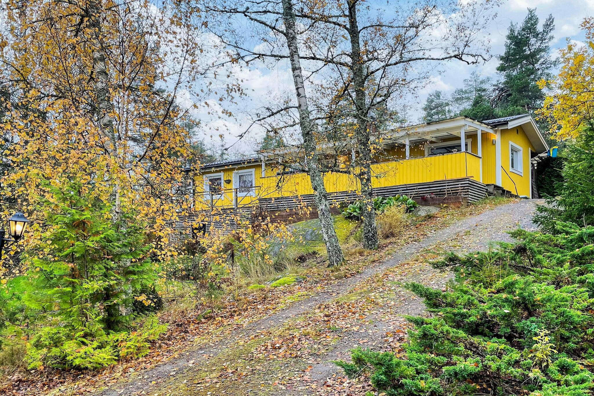 Gezellig toevluchtsoord in het bos met bubbelbad-Buitenlucht
