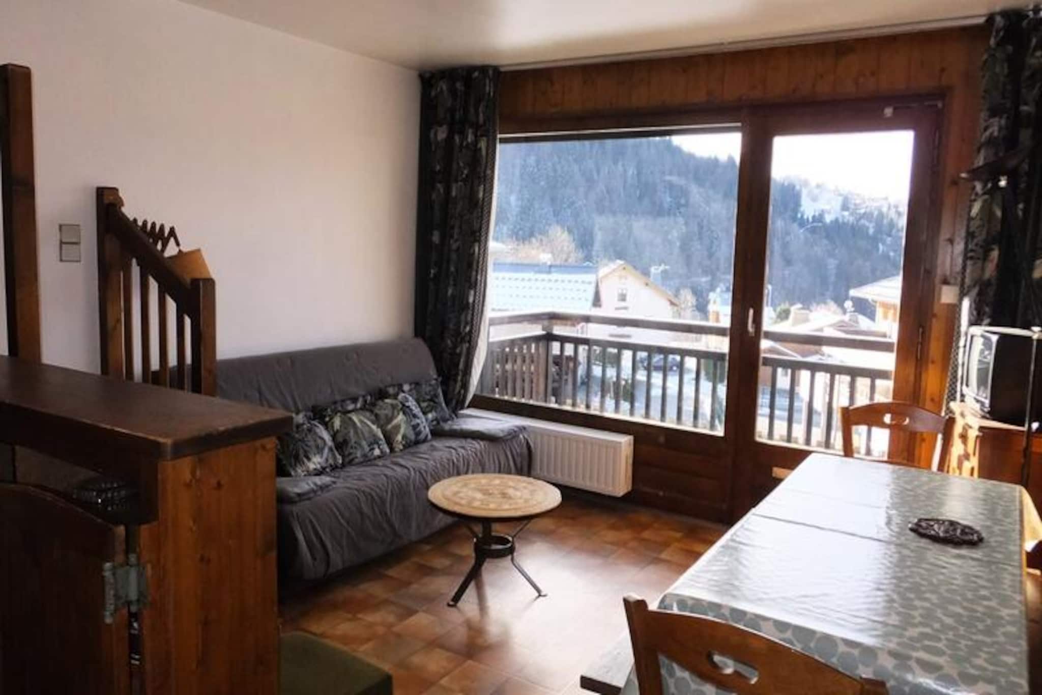 2-room duplex apartment in Notre-Dame-de-Bellecombe - sleeps 6