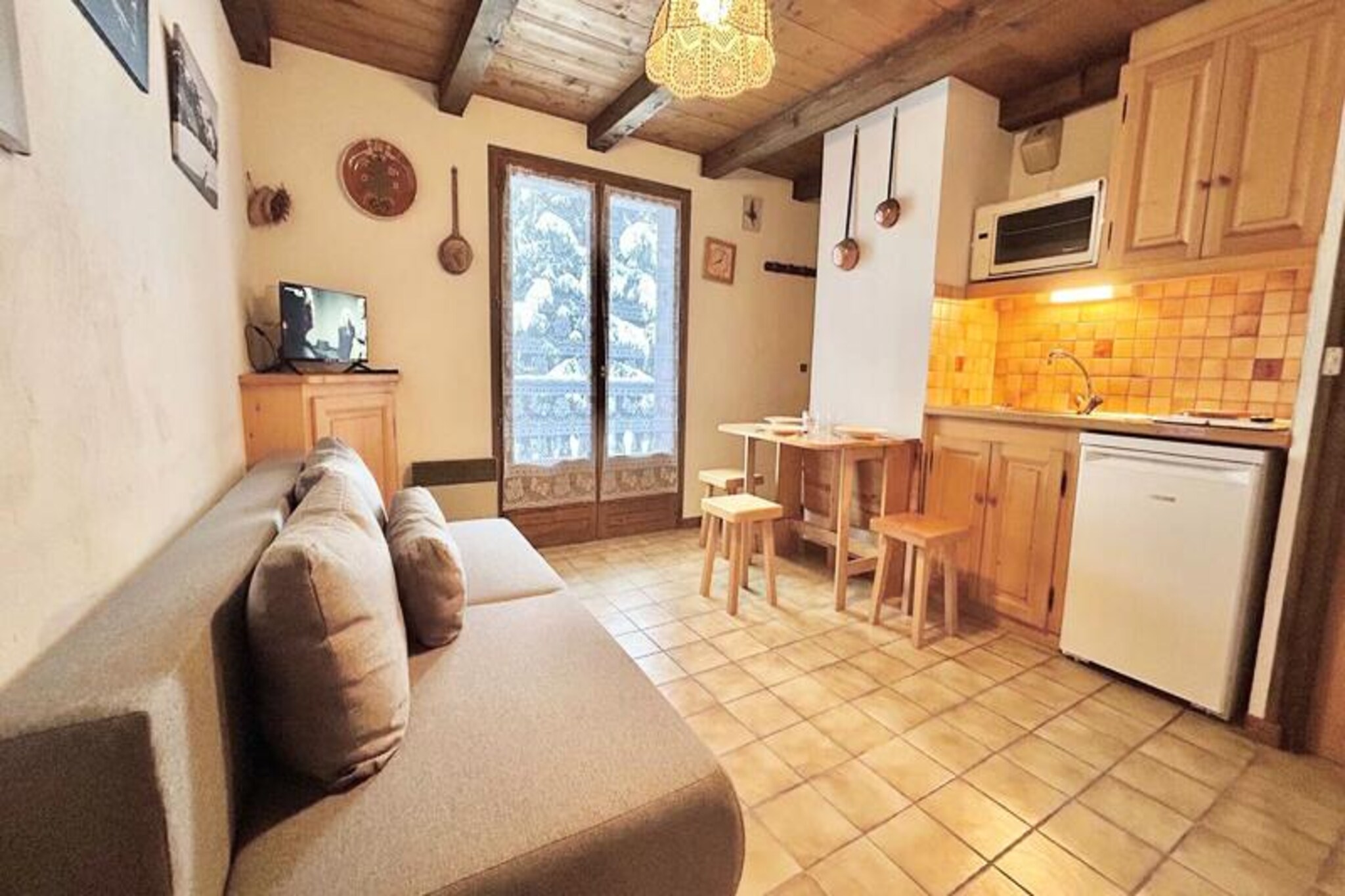 Apartment in Praz-sur-Arly near Ski Slopes