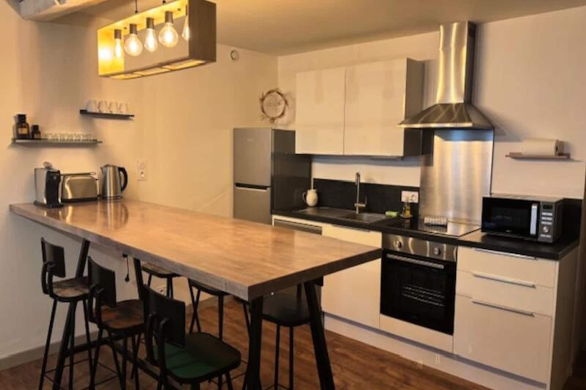 Apartment in Bouigas near Sorgue River