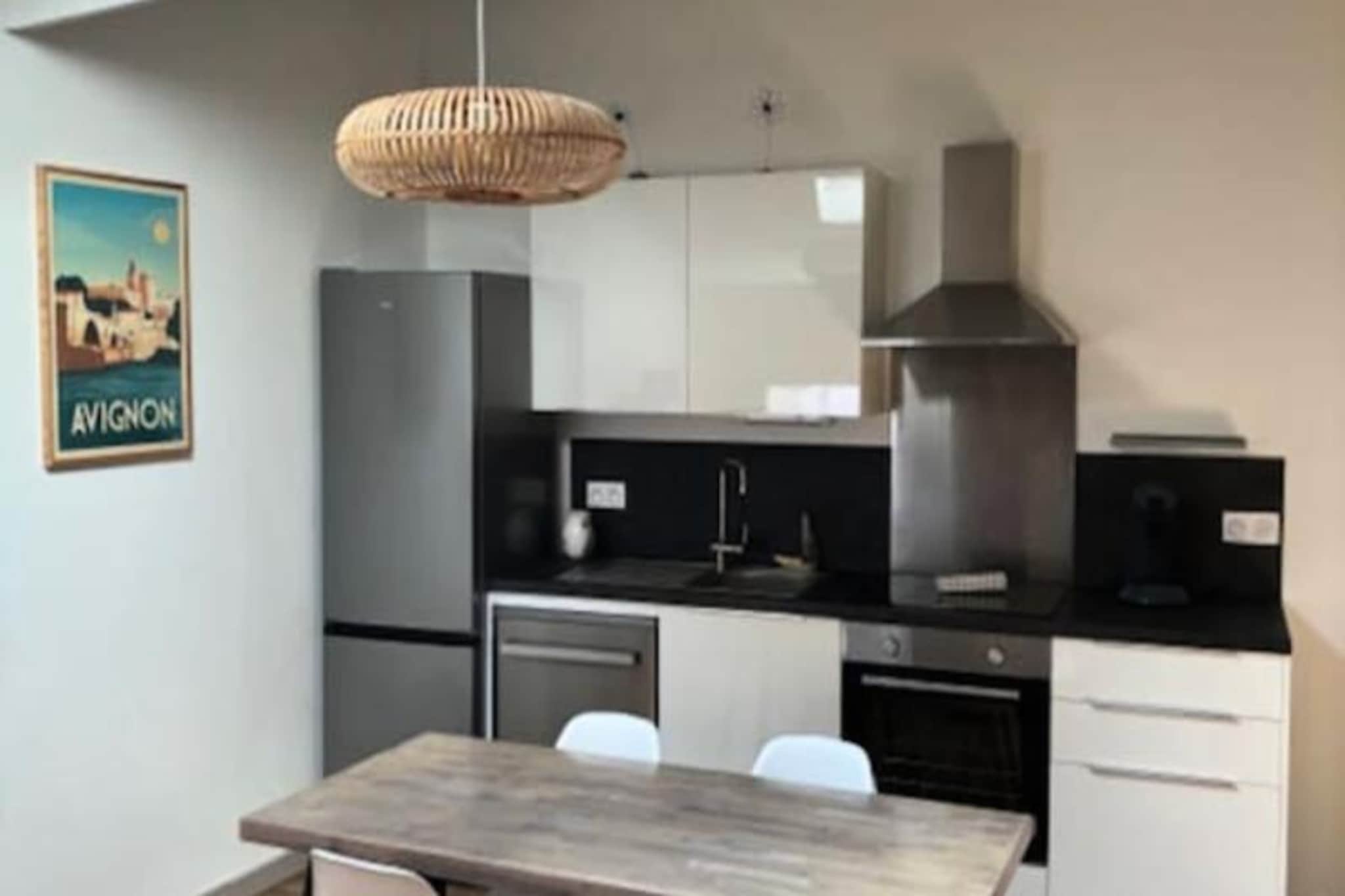 Apartment in L'Isle-sur-la-Sorgue by River