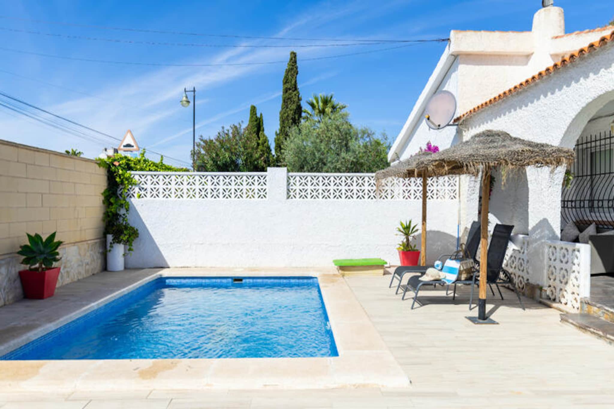 Chalet in Torrevieja with Private Pool