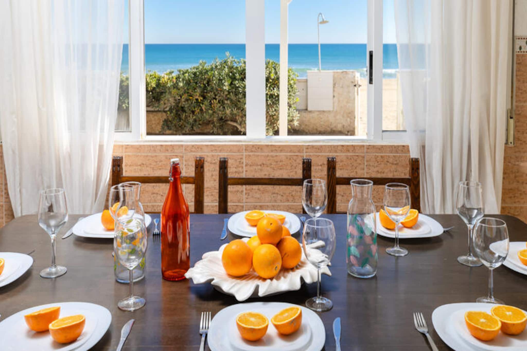 Villa in Guardamar with Beach Access