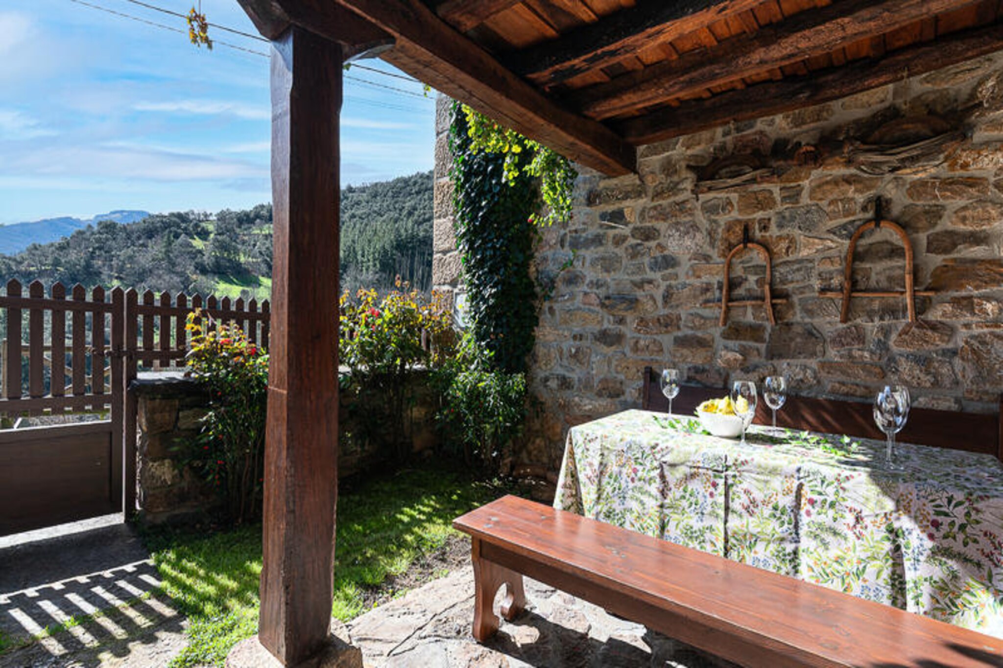 House in Liébana with Mountain Views