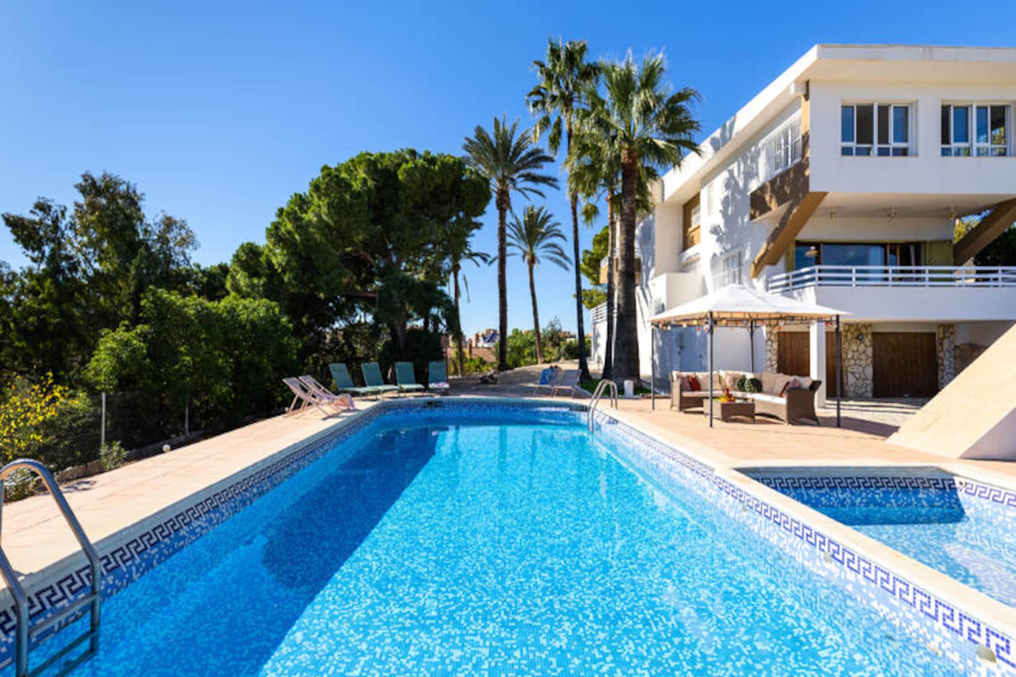 House in Alicante with Private Pool