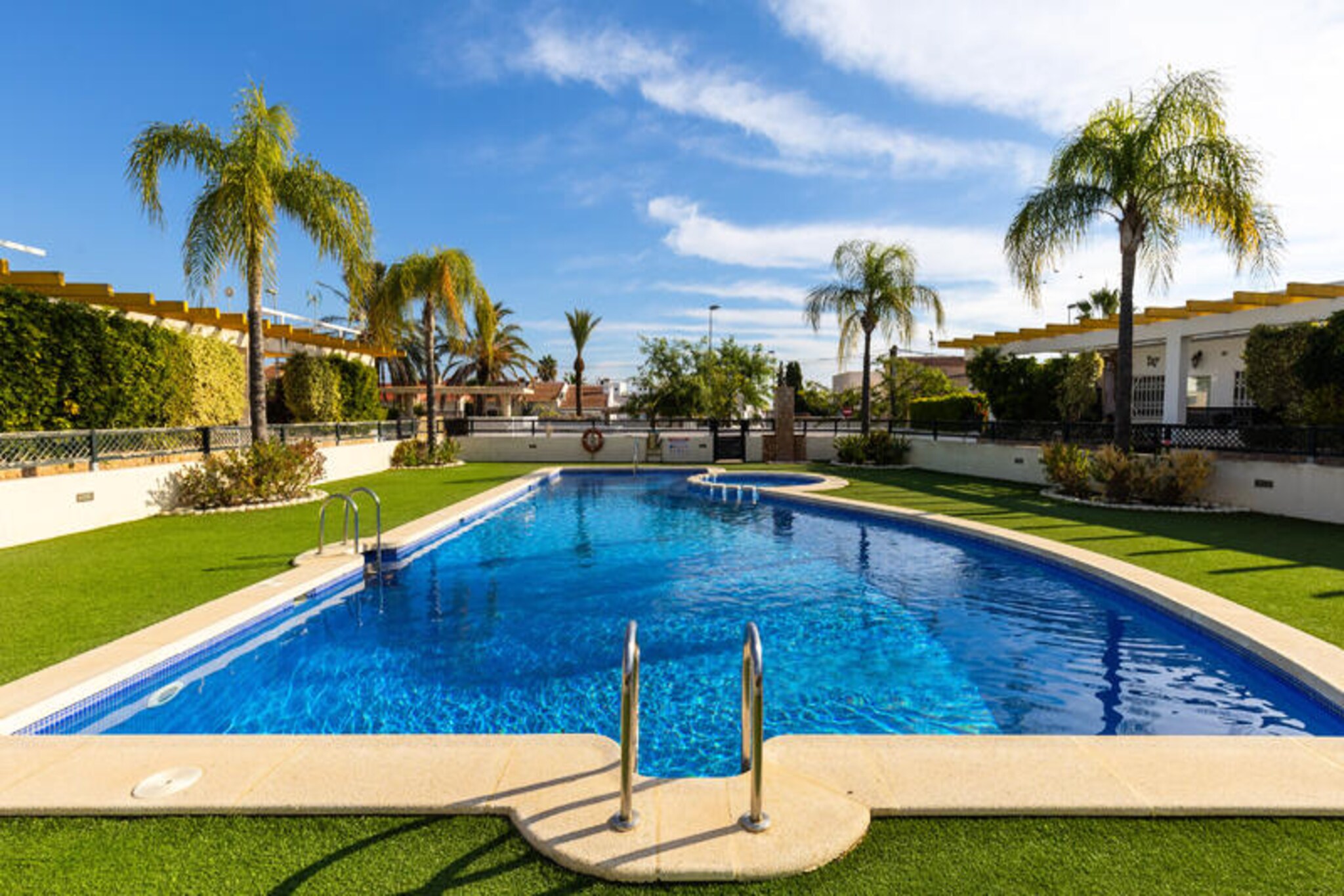 House in Mil Palmeras with Pool & Terrace