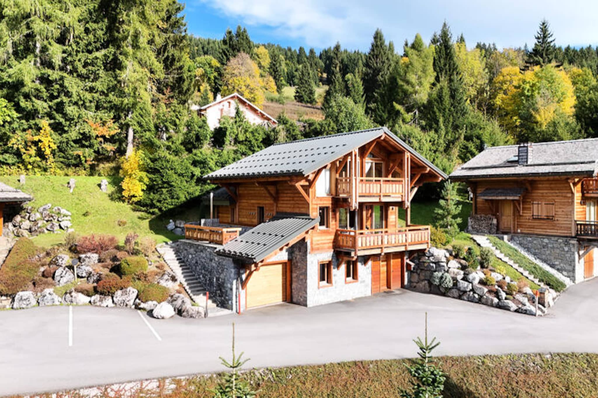 Chalet in Les Gets with Nordic Bath Views