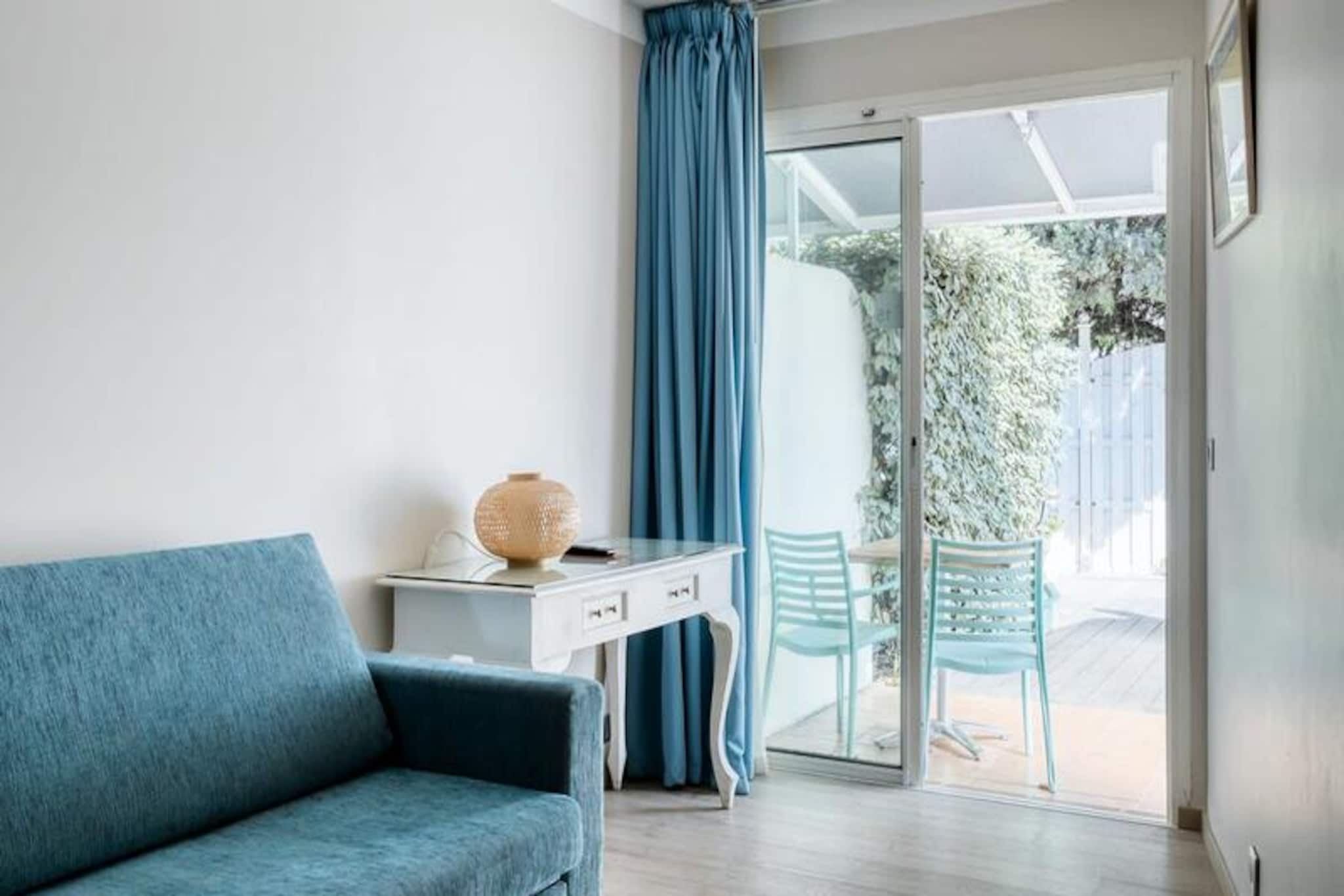 Apartment in Saint-Clair by the Beach