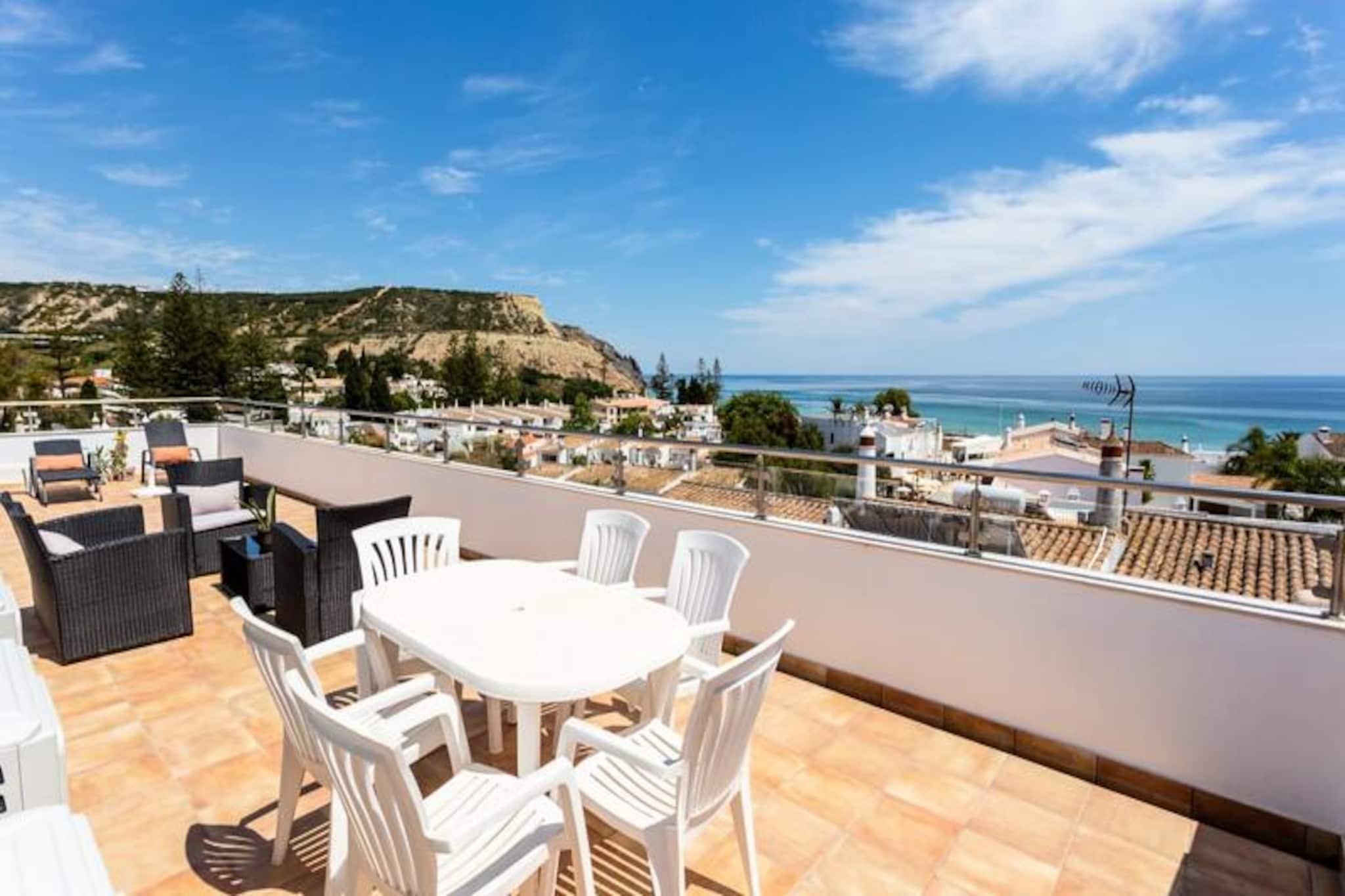Apartment in Luz with Stunning Beach Views