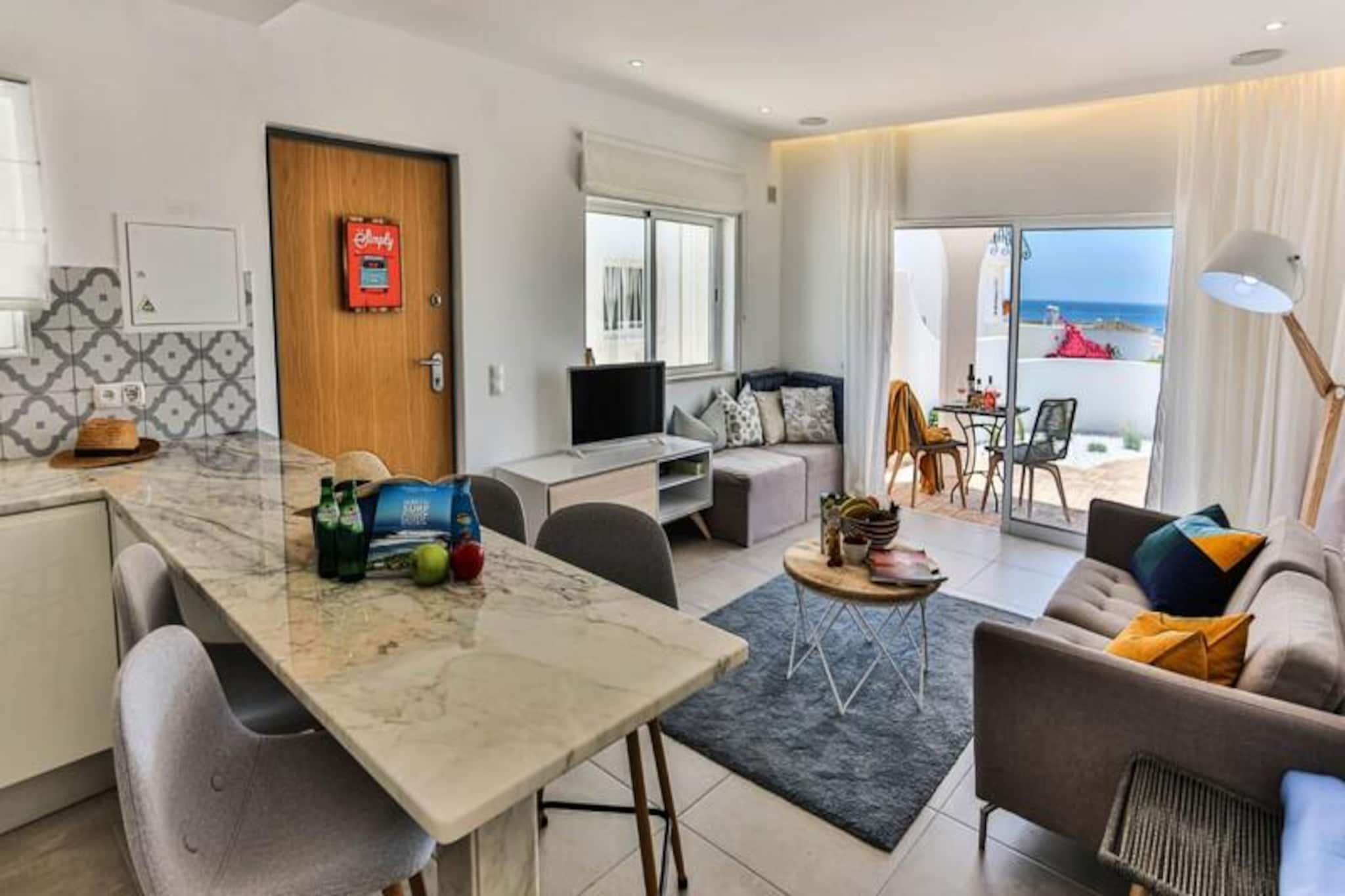 Apartment in Luz with Stunning Sea View