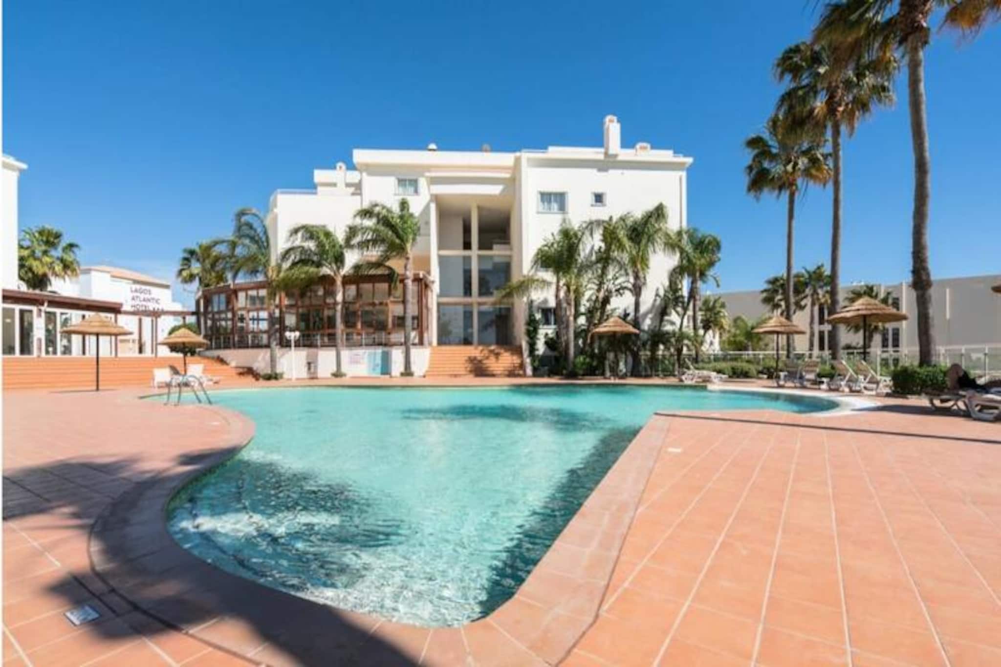 Apartment in Porto de Mós near Beach & Gym