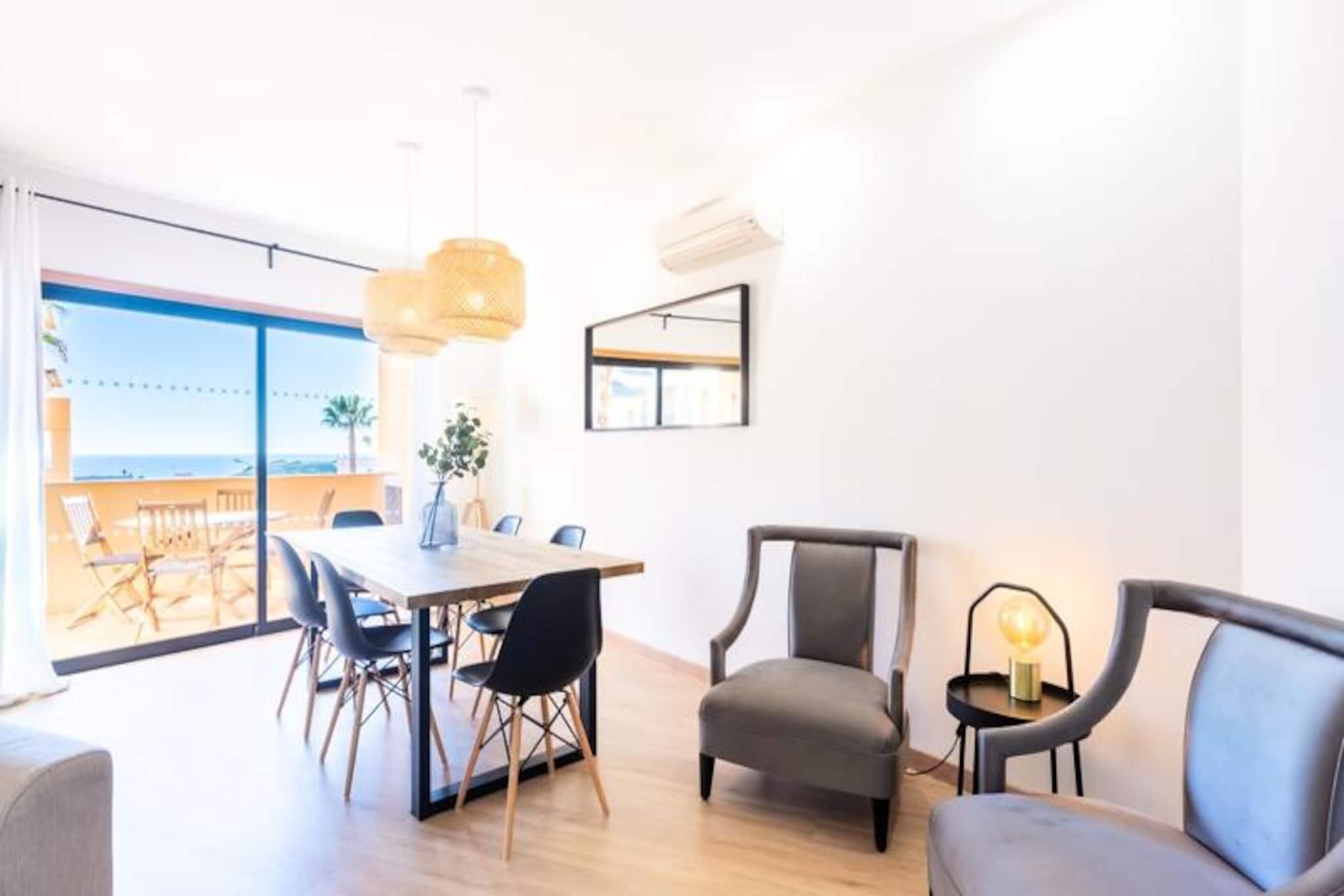 Apartment in Luz with Pools and Beach Access