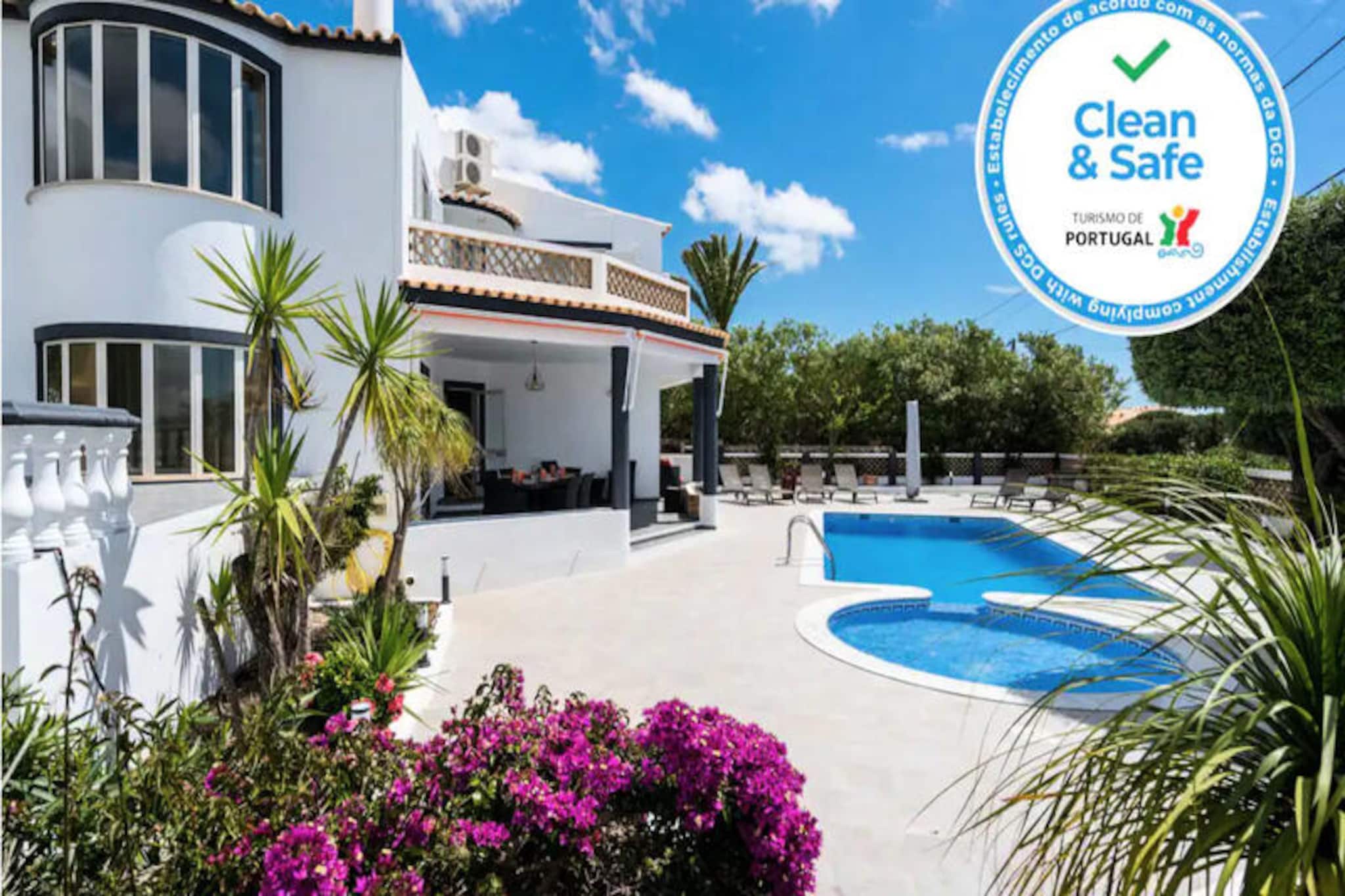Villa in Algarve with Private Pool Views