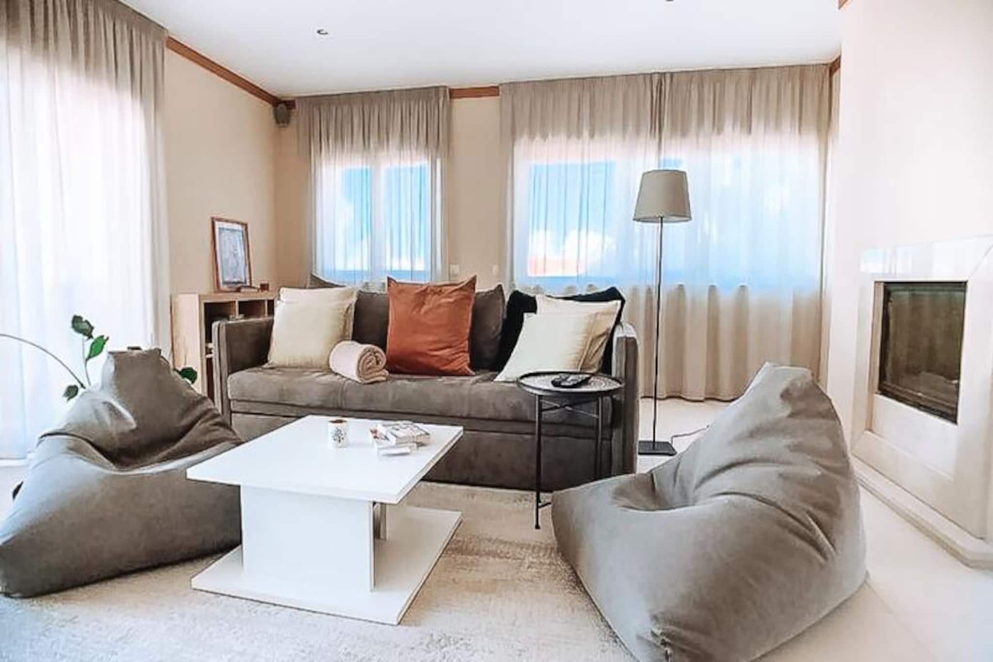 Apartment near Oura Street and Beaches