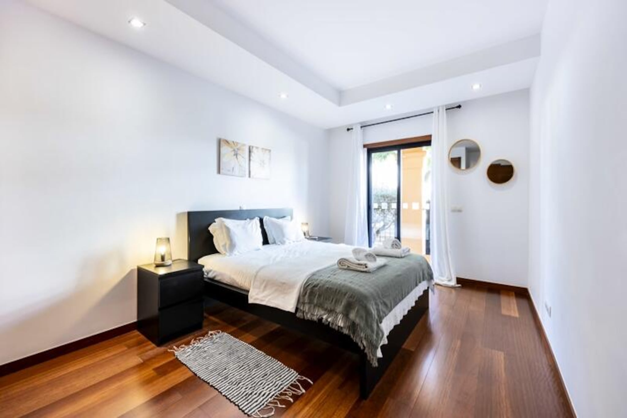 Apartment in Praia da Luz with Pool Access