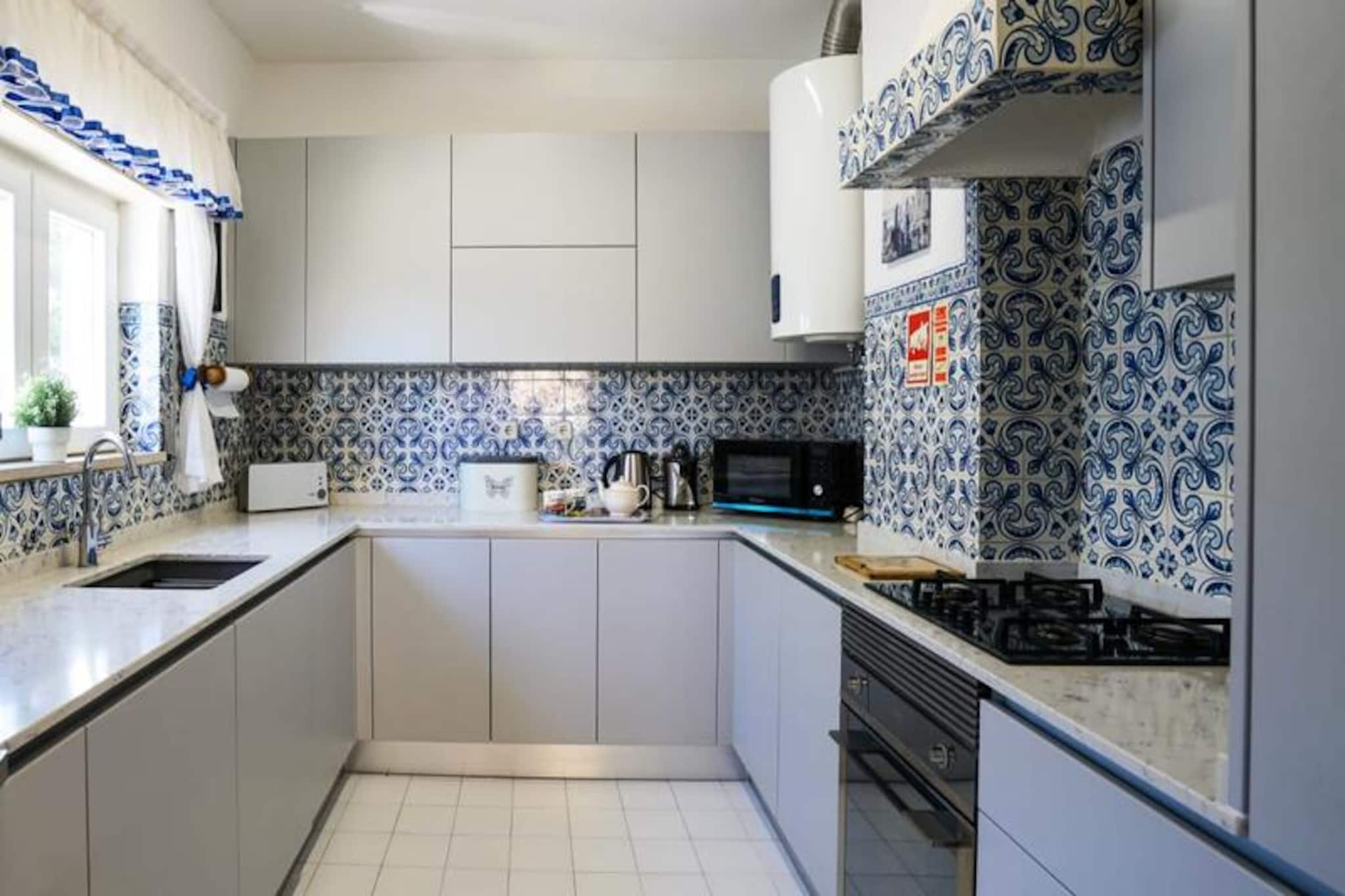 Apartment in Luz with Sea Views & Beach