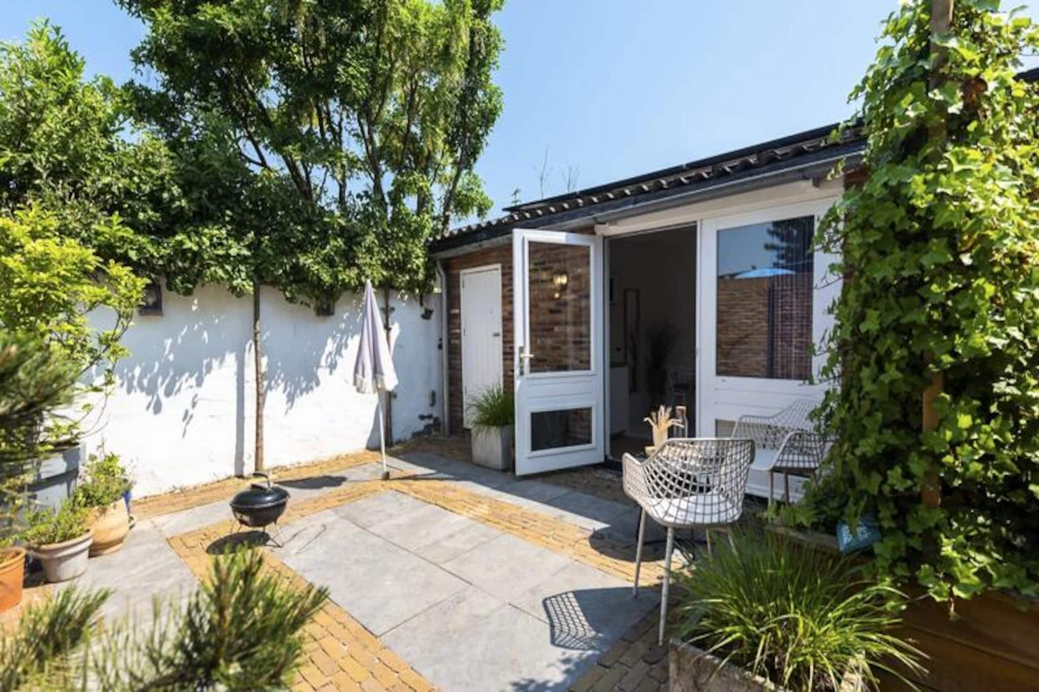 Houses & Villas for 2 People