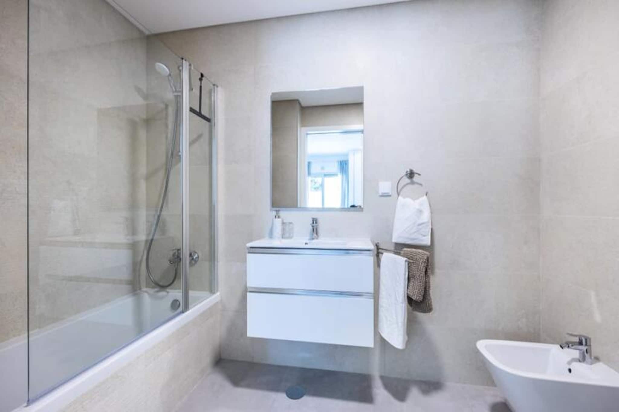 Apartment in Albufeira near Fishermen's Beach