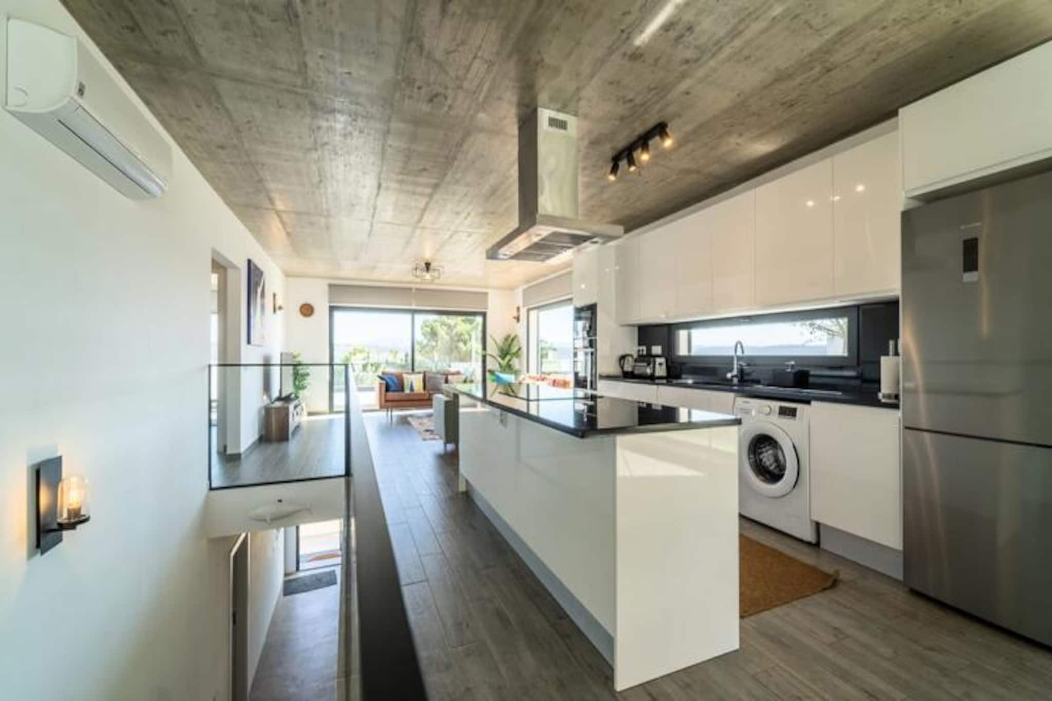 Villa in Espartal near Monte Clérigo Beach