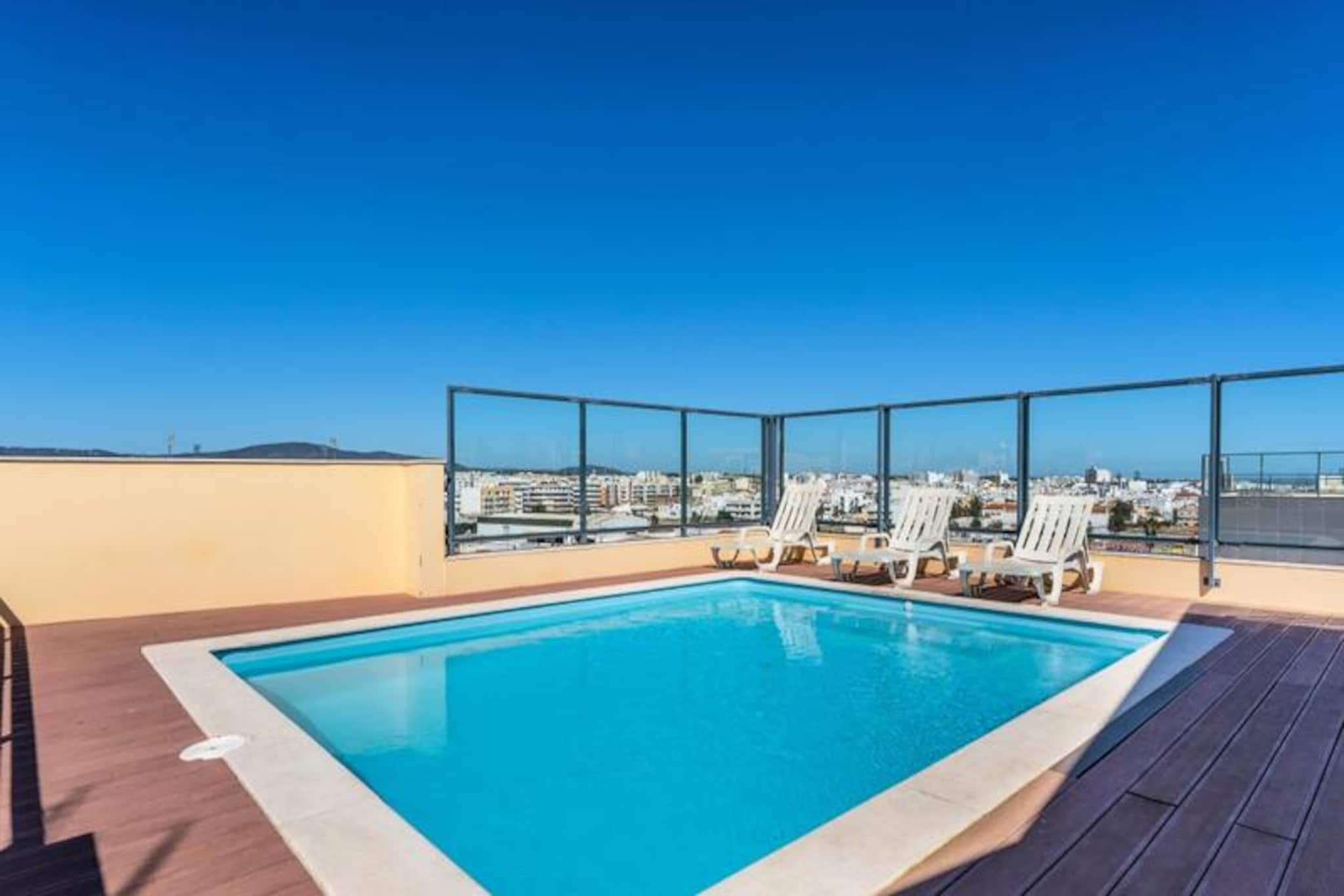 Apartment in Olhão with Rooftop Pool