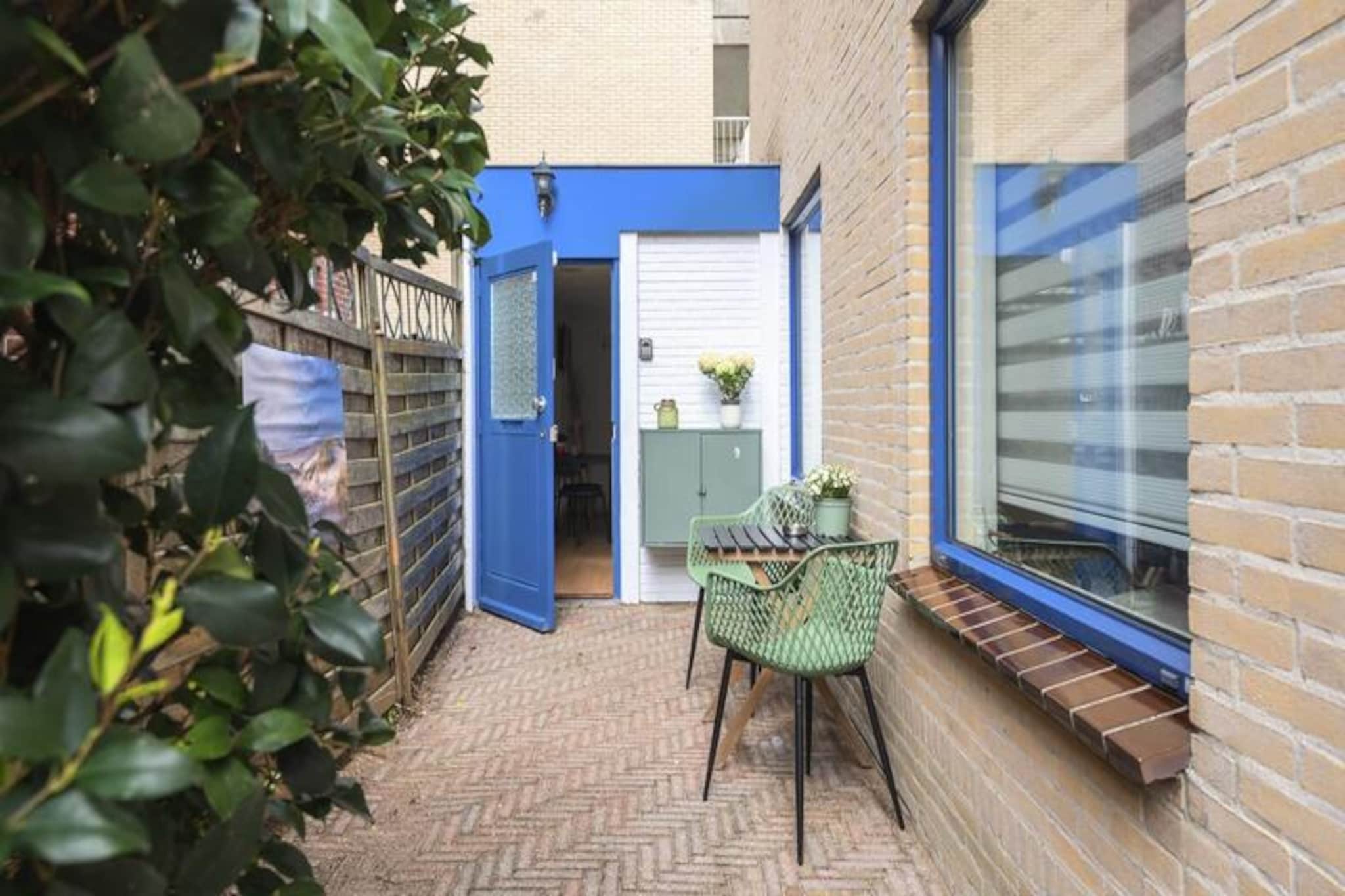 Imagine waking up to the soothing sound of waves and the fresh sea breeze in the charming coastal town of Zandvoort. This delightful studio, designed exclusively for couples, offers an intimate retreat just a five-minute walk from the golden sands of Zandvoort beach. Whether you're seeking a romantic getaway or a peaceful escape, this cozy haven is the perfect setting to reconnect and unwind. \n\nInside, you'll find a luxurious double bed that promises restful nights, a fully equipped kitchenette for preparing delicious meals, and a serene ambiance that invites relaxation. The studio is thoughtfully designed to provide everything you need for a comfortable stay, including Wi-Fi, television, and all essential linens and towels. The private space ensures a tranquil environment, ideal for couples looking to escape the hustle and bustle of daily life. \n\nStep outside and explore the vibrant surroundings. Zandvoort beach is perfect for romantic sunrise strolls or breathtaking sunsets. For nature lovers, the nearby national parks, De Waterleidingduinen and Kennemerduinen, offer scenic hiking and cycling trails. Thrill-seekers can visit the famous Circuit Park Zandvoort, just 1.2 km away, or try exciting activities like surfing, kitesurfing, or mountain biking. With direct train connections to Amsterdam and Haarlem, you can effortlessly combine a beach holiday with a city adventure. \n\nThis studio is more than just a place to stay; it’s a gateway to unforgettable memories. Whether you’re savoring a quiet moment on the beach or exploring the lively local culture, your Zandvoort retreat awaits.