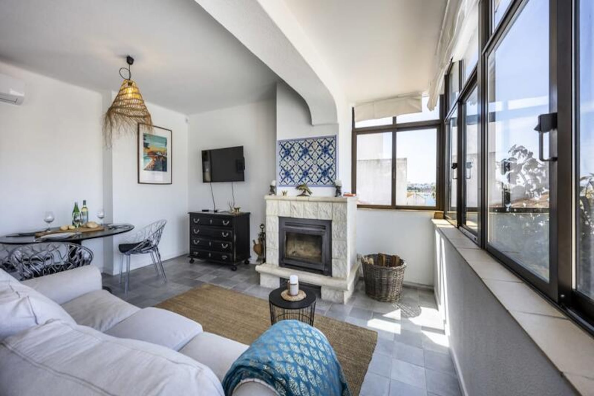 Apartment in Ferragudo with Harbor Views