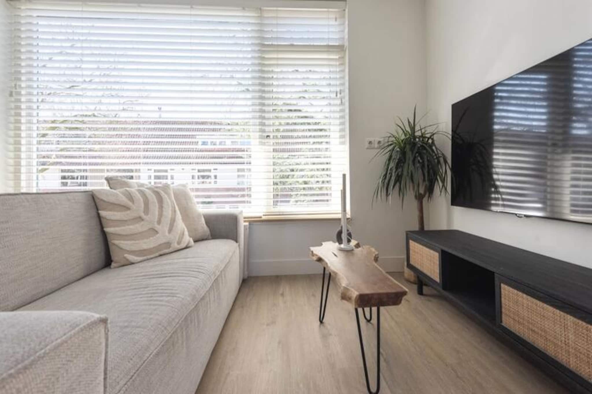 Apartment in Zandvoort near Sandy Beaches