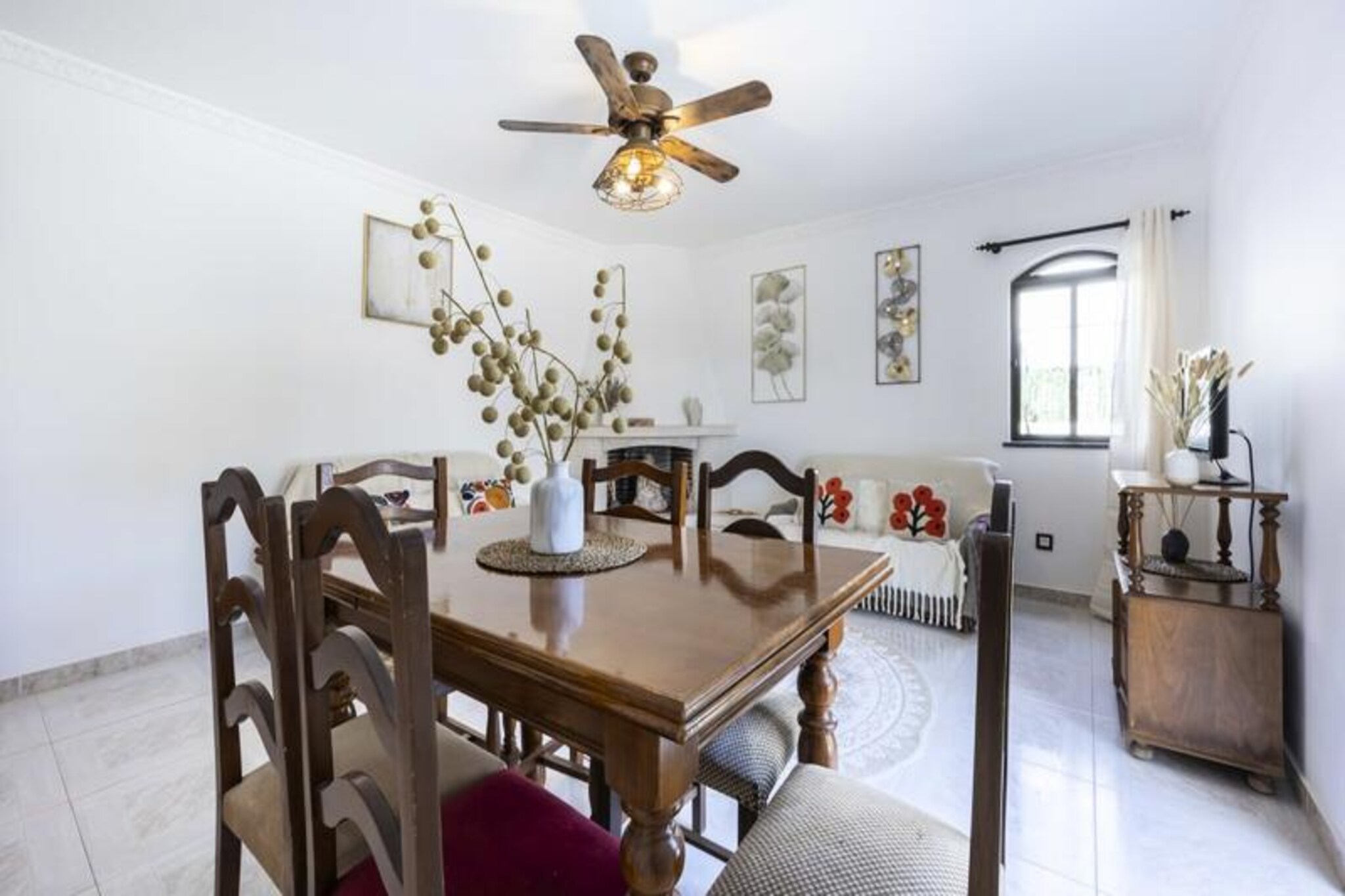 House in Altura near Stunning Beaches