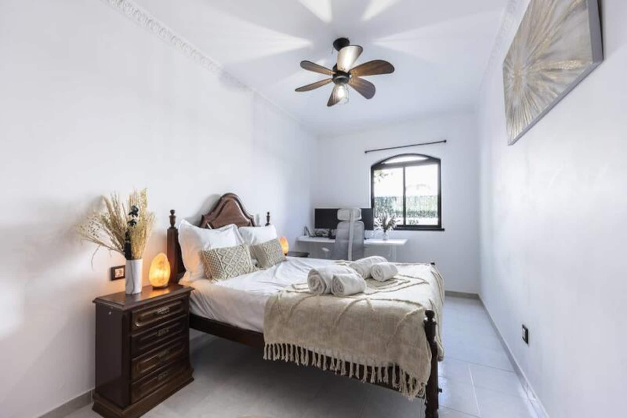 House in Altura near Stunning Beaches