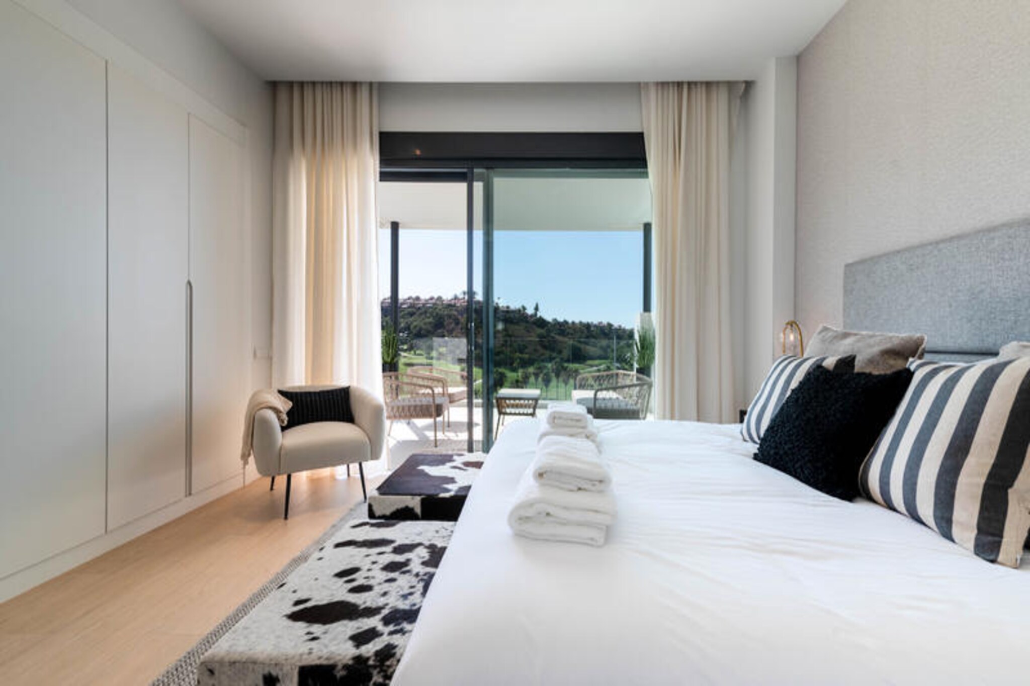 Villa in Marbella with Golf Course Views