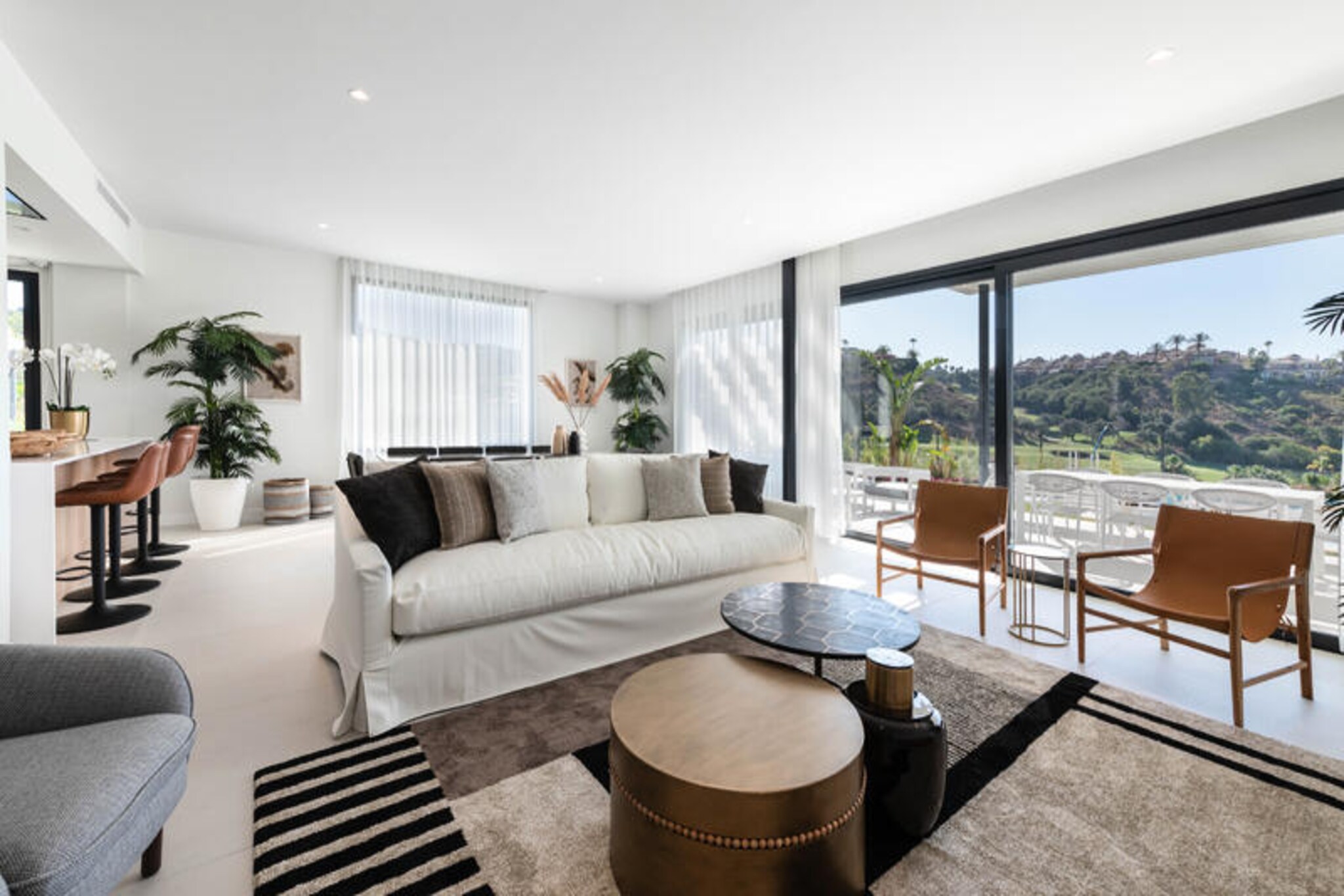 Villa in Marbella with Golf Course Views