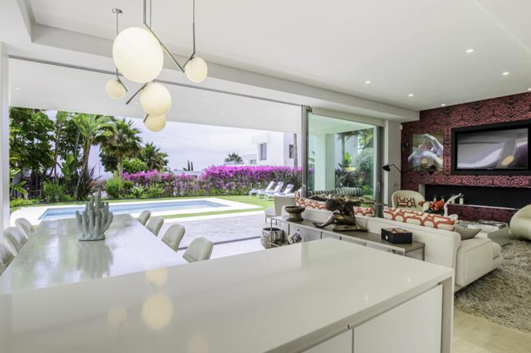 Villa in Marbella with Sea Views & Pool