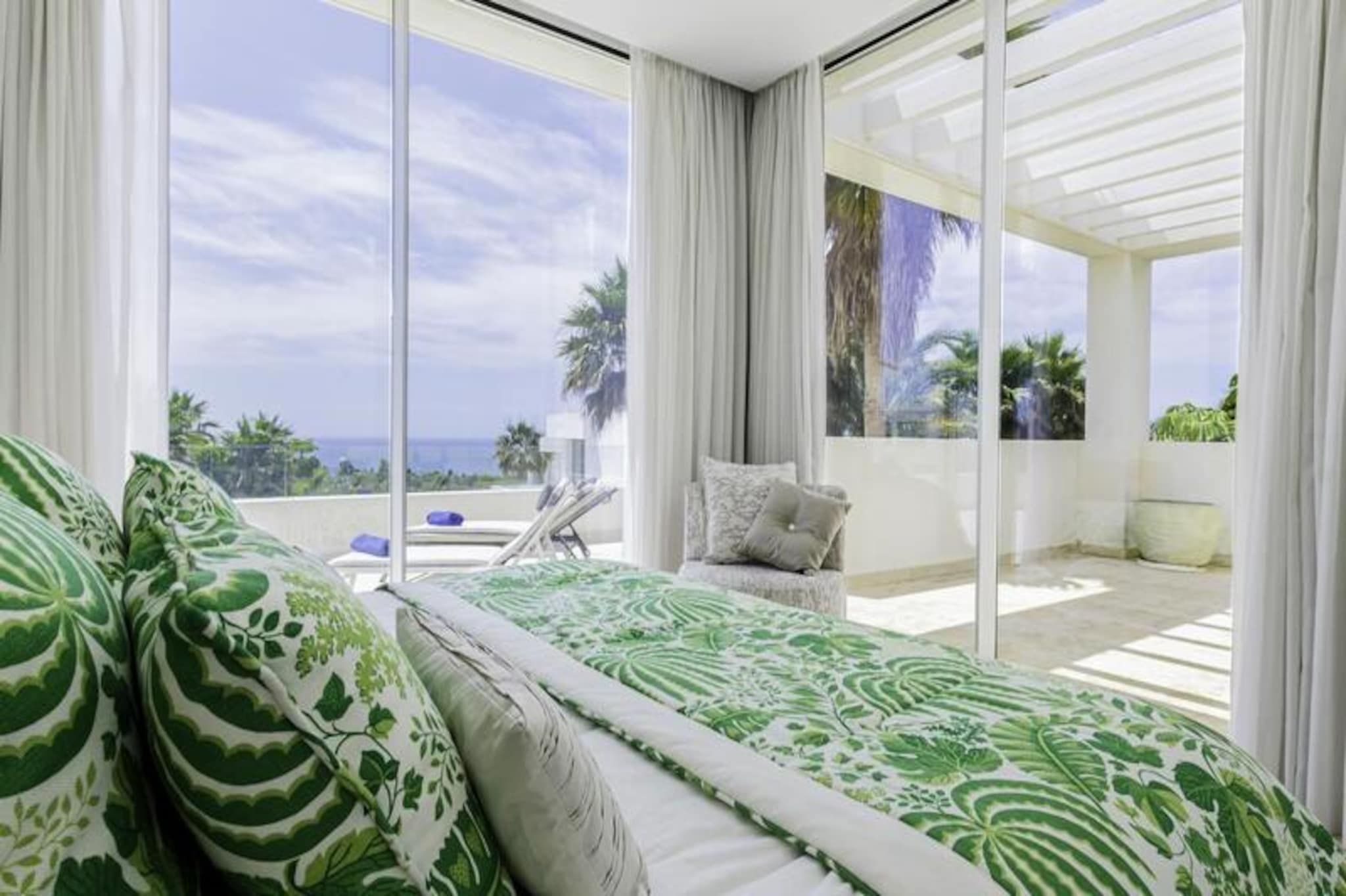 Villa in Marbella with Sea Views & Pool